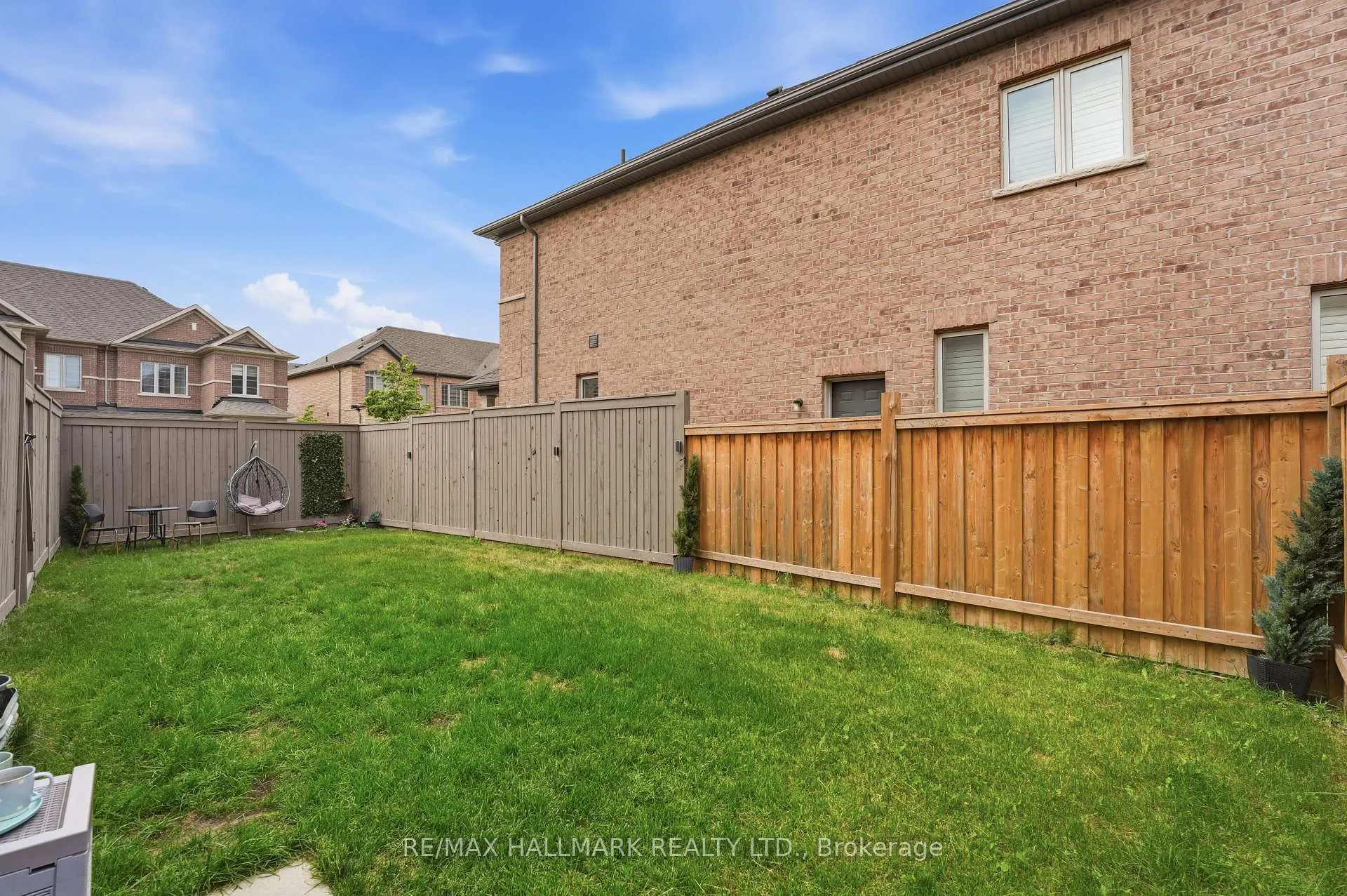 Photo 31 of 85 Adventura Road, Brampton, Northwest Brampton — HOMEH