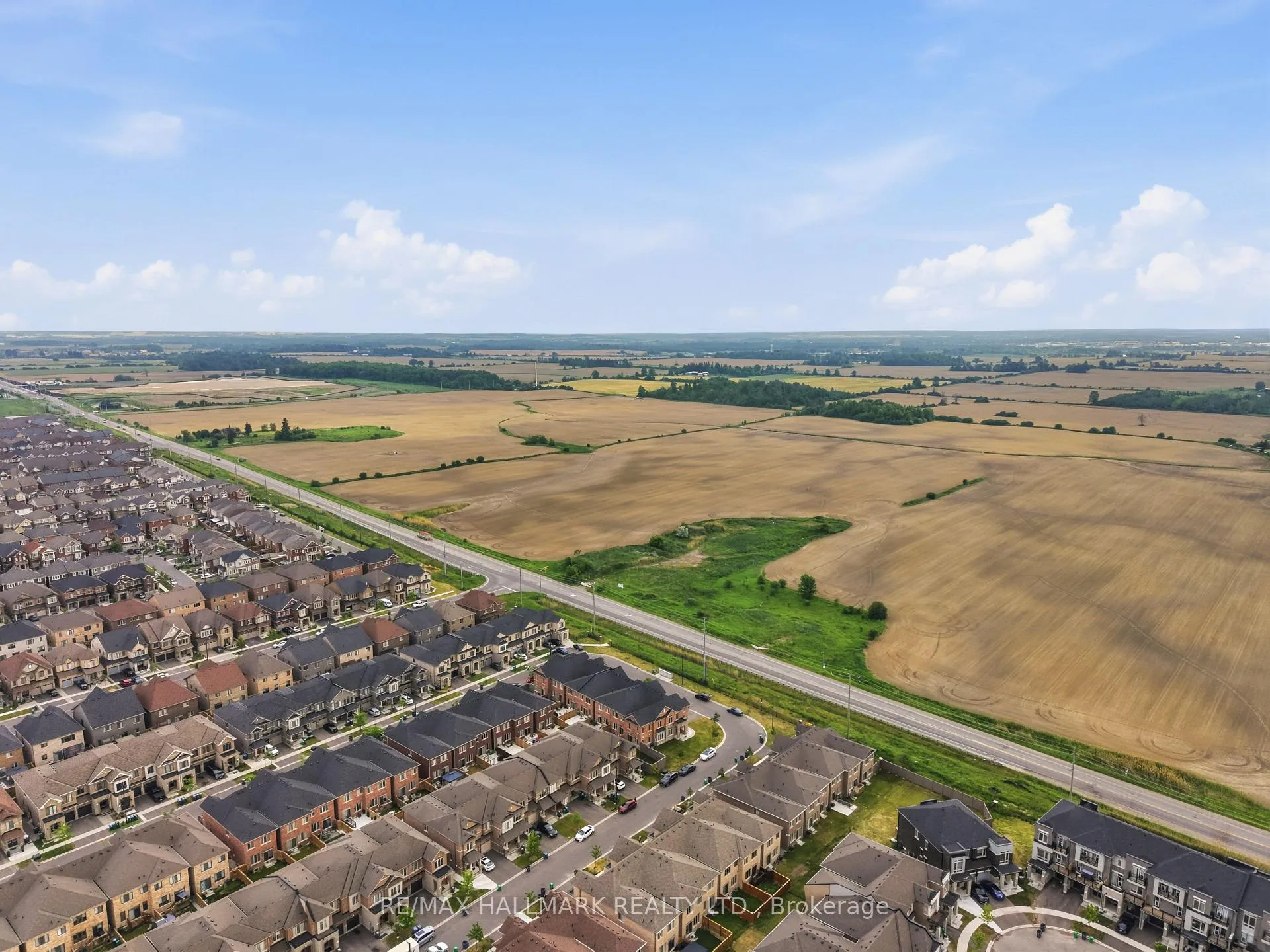 Photo 38 of 85 Adventura Road, Brampton, Northwest Brampton — HOMEH