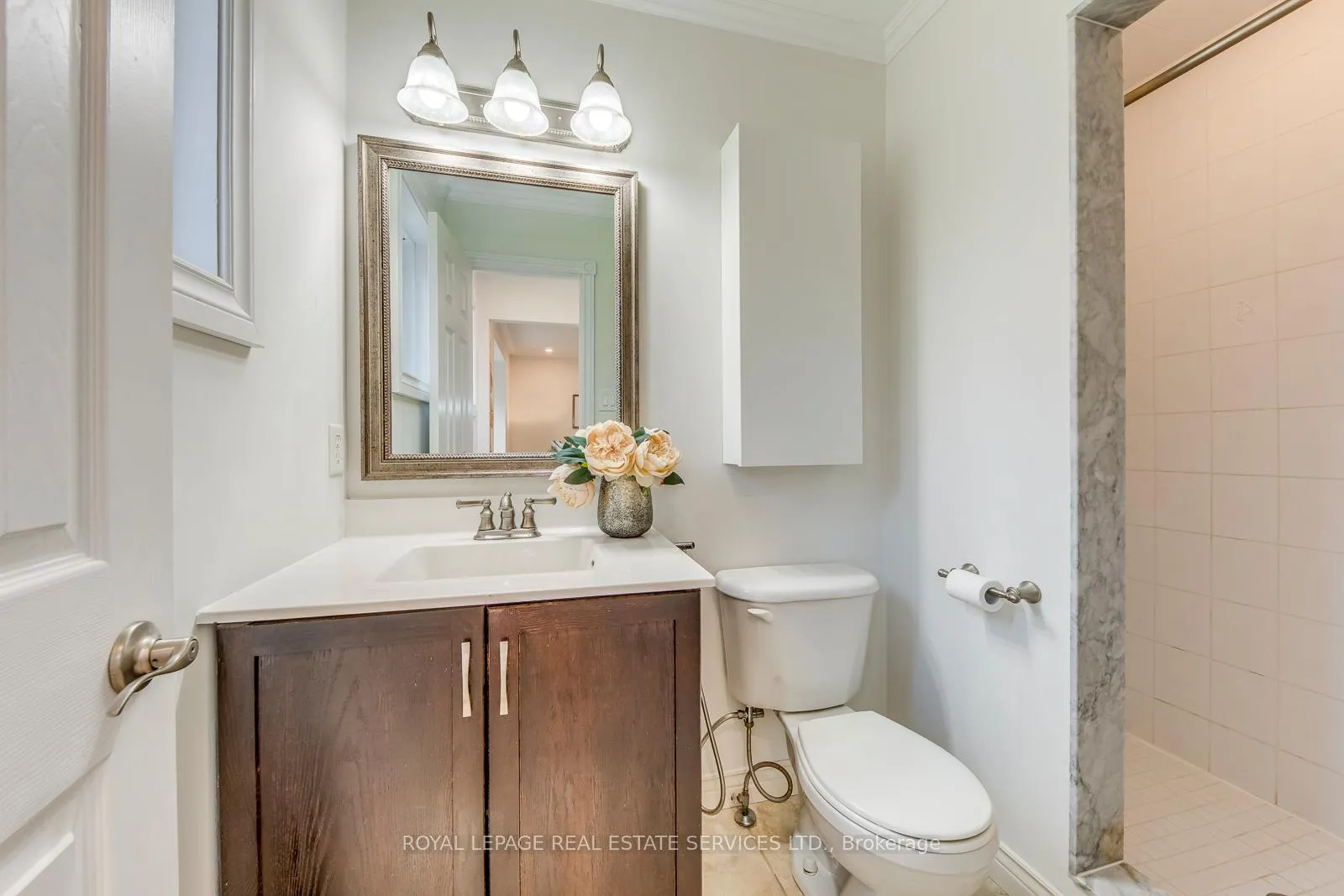Photo 18 of 2066 Broadleaf Crescent, Burlington, Uptown — HOMEH