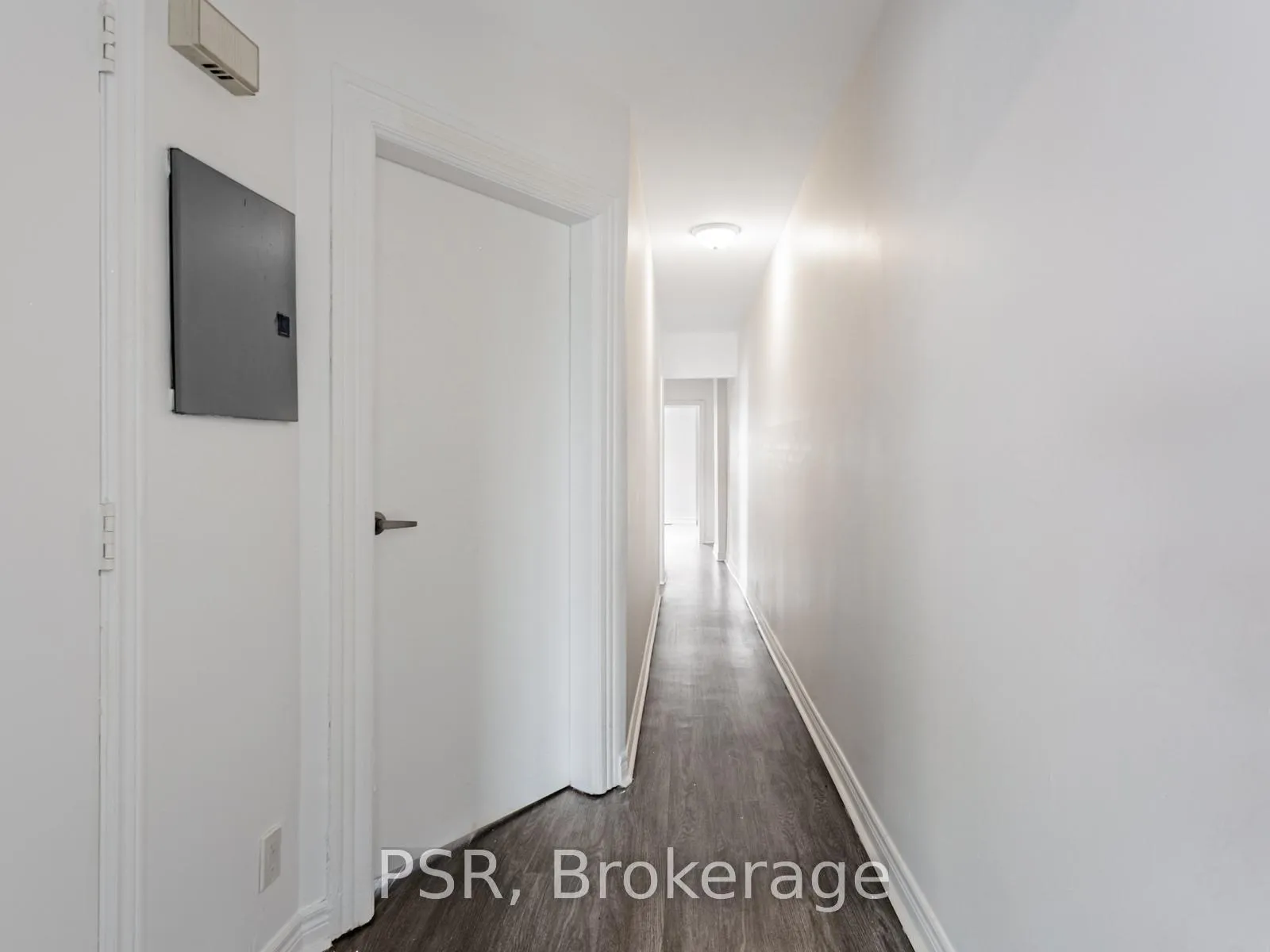 Photo 6 of Unit 2, 2042 Dundas Street, Toronto, Roncesvalles — HOMEH