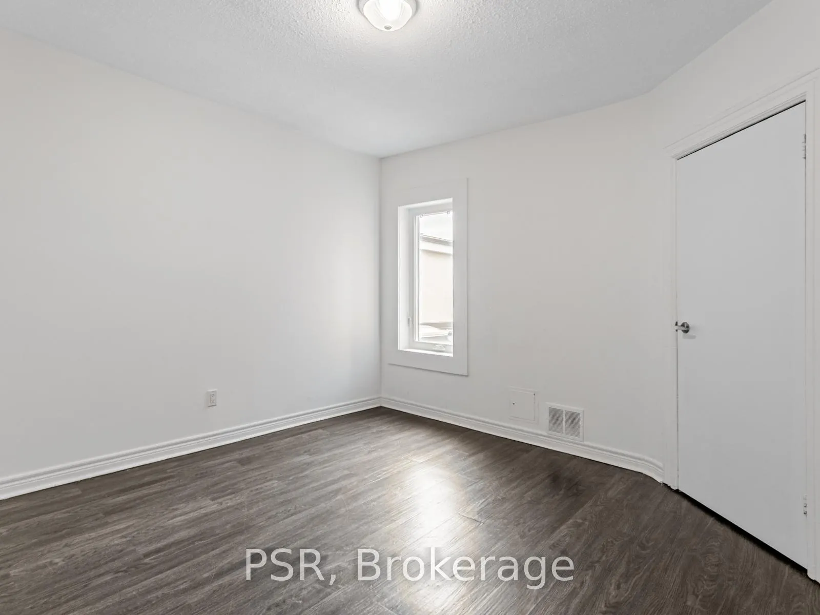 Photo 7 of Unit 2, 2042 Dundas Street, Toronto, Roncesvalles — HOMEH