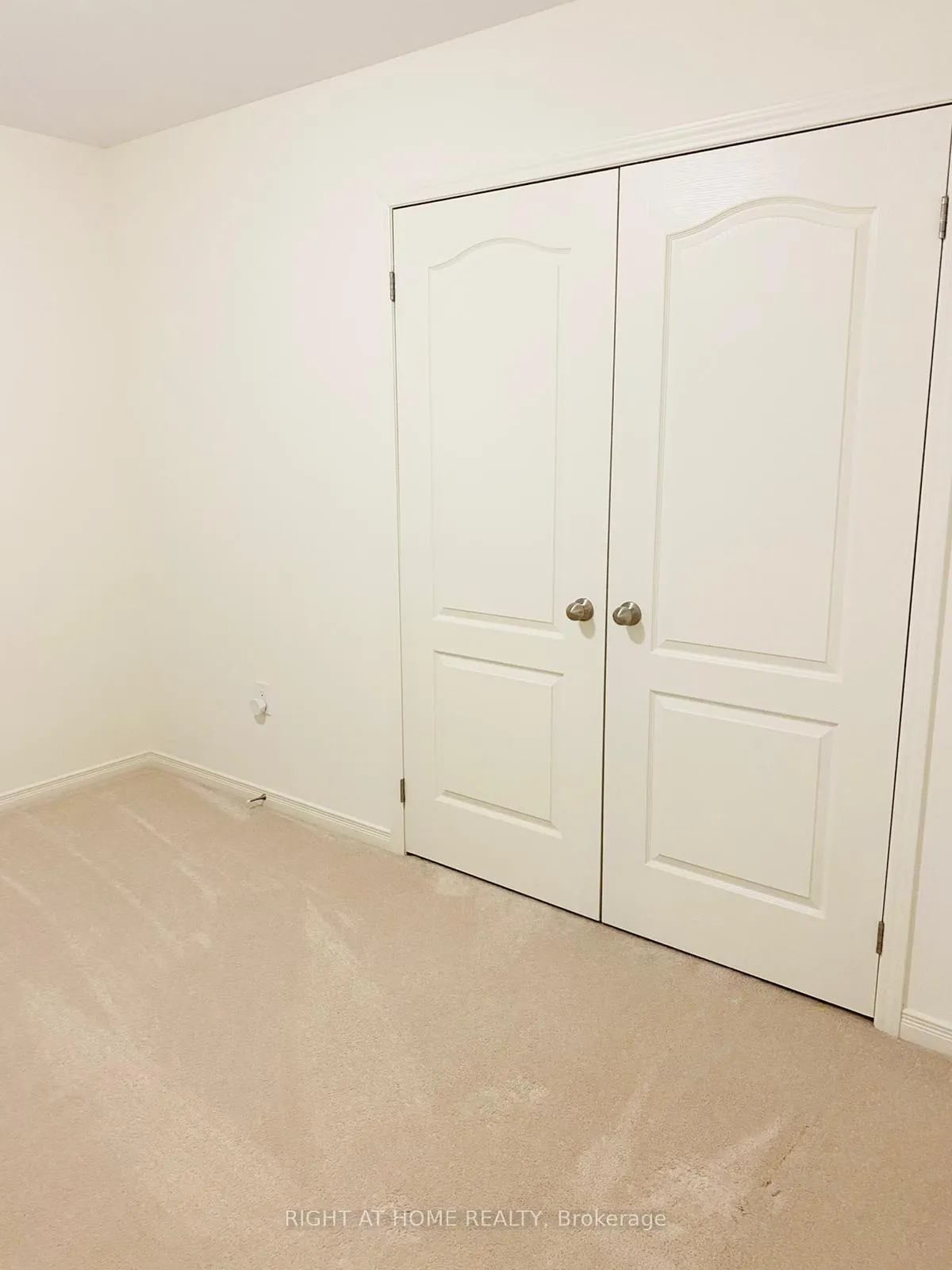 Photo 12 of 1796 William Lott Drive, Oshawa, Taunton — HOMEH