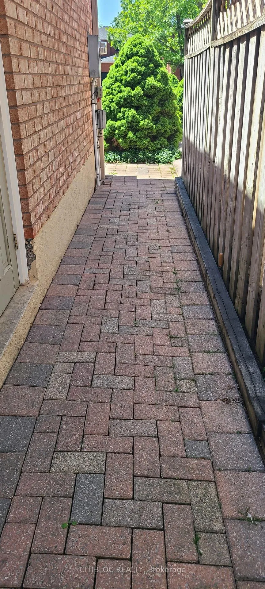 Photo 1 of 41 San Marko Place, Vaughan, East Woodbridge — HOMEH