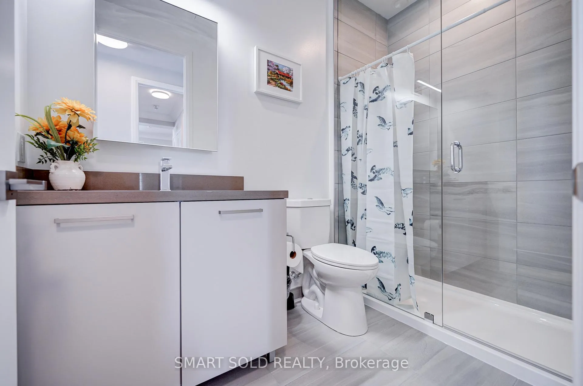 Photo 6 of Unit A 3607, 12 Gandhi Lane, Markham, Commerce Valley — HOMEH