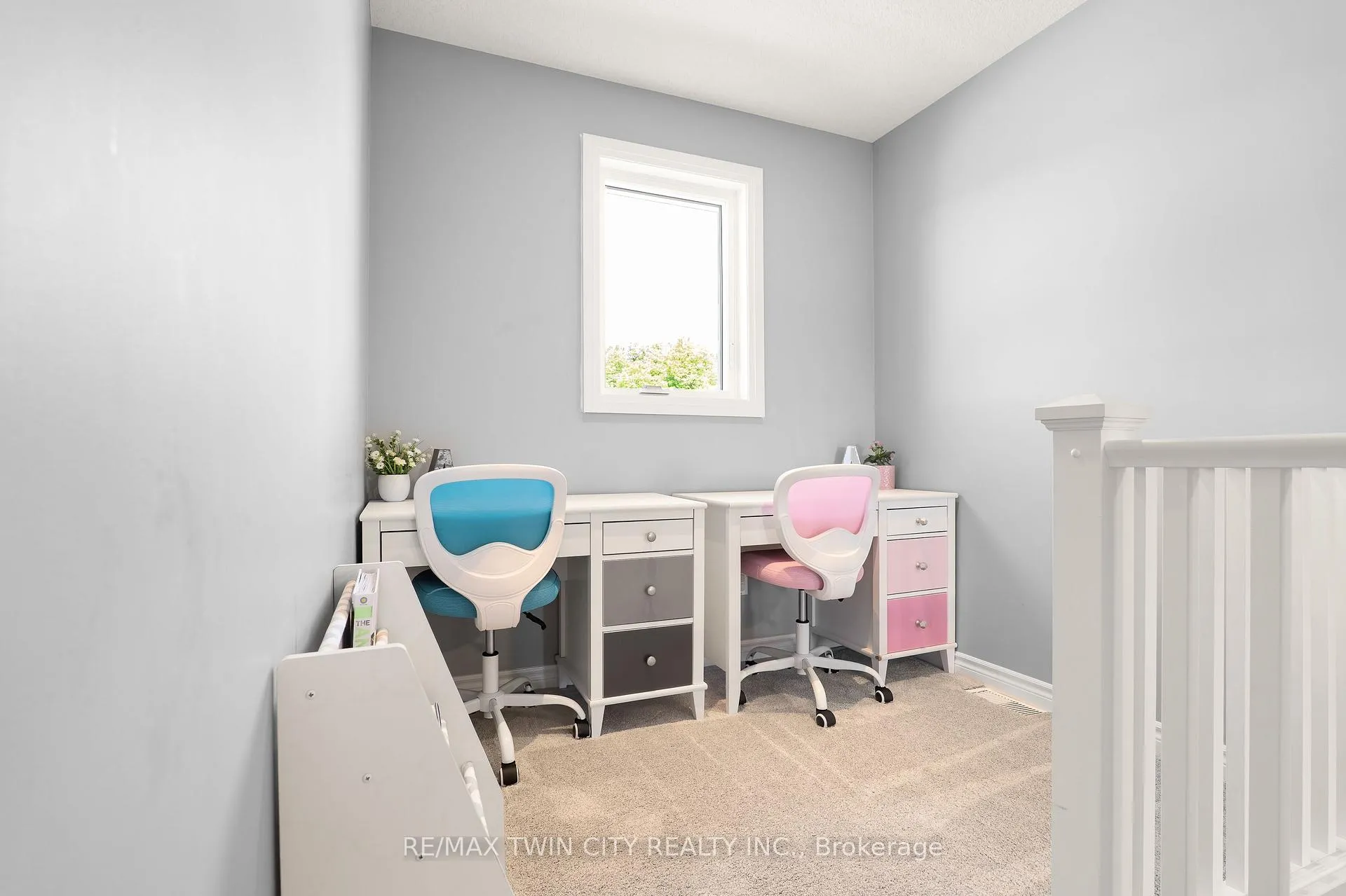 Photo 25 of 100 Pebblecreek Drive, Kitchener — HOMEH