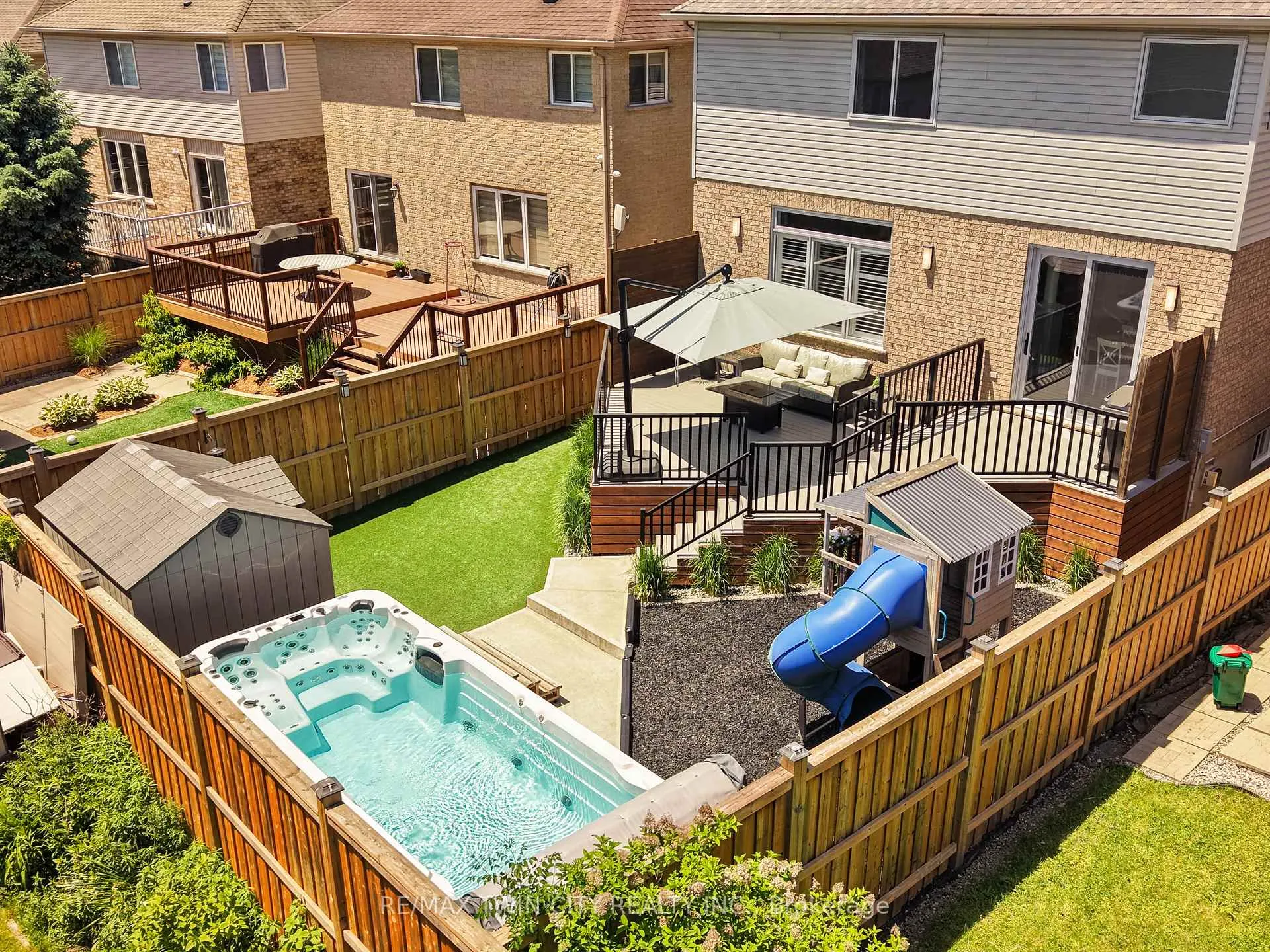 Photo 47 of 100 Pebblecreek Drive, Kitchener — HOMEH