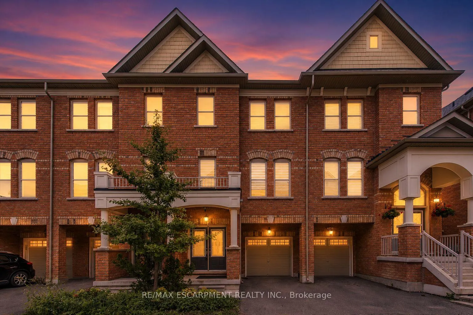 Photo 1 of 64 City Park Circle, Vaughan, West Woodbridge — HOMEH