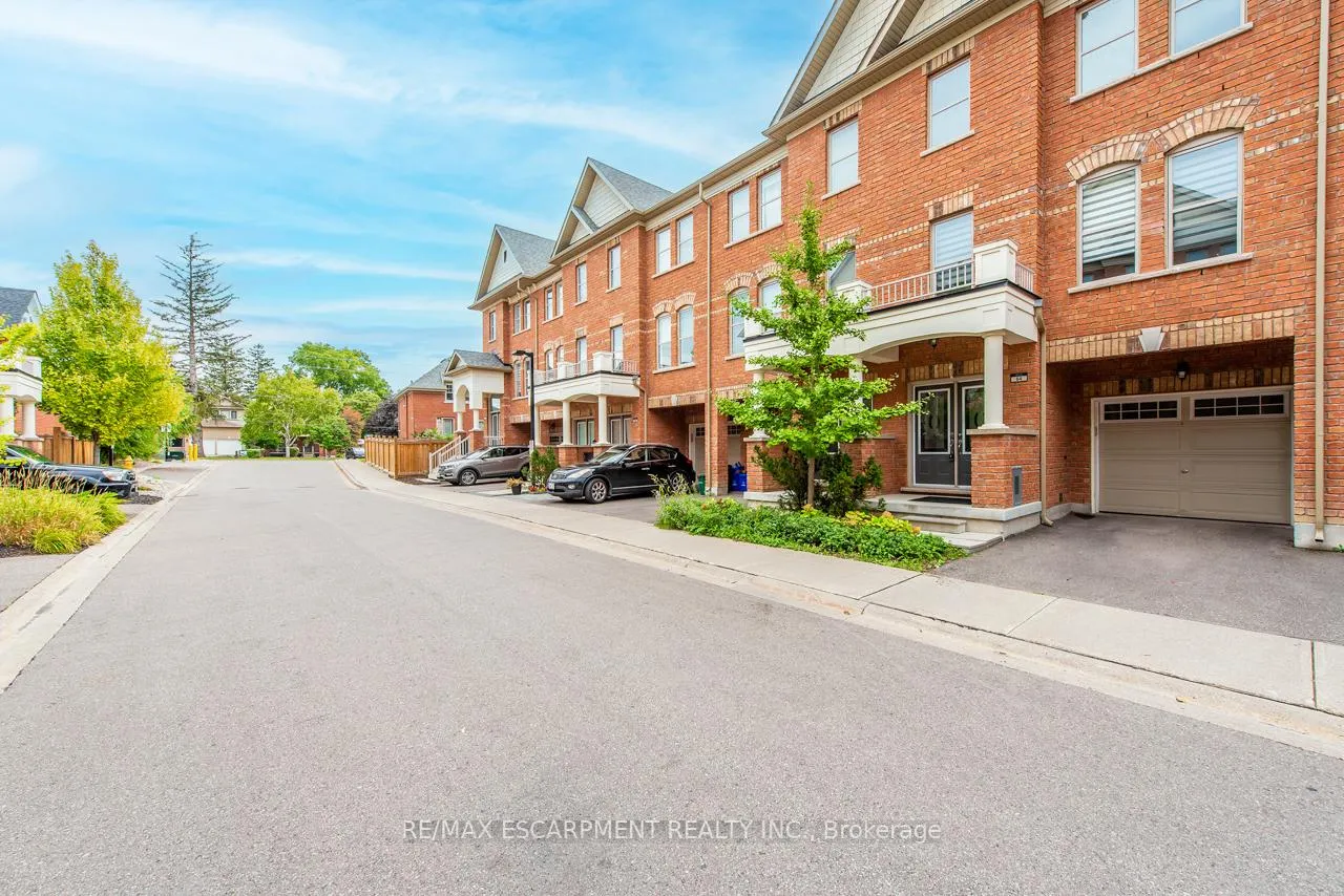 Photo 44 of 64 City Park Circle, Vaughan, West Woodbridge — HOMEH