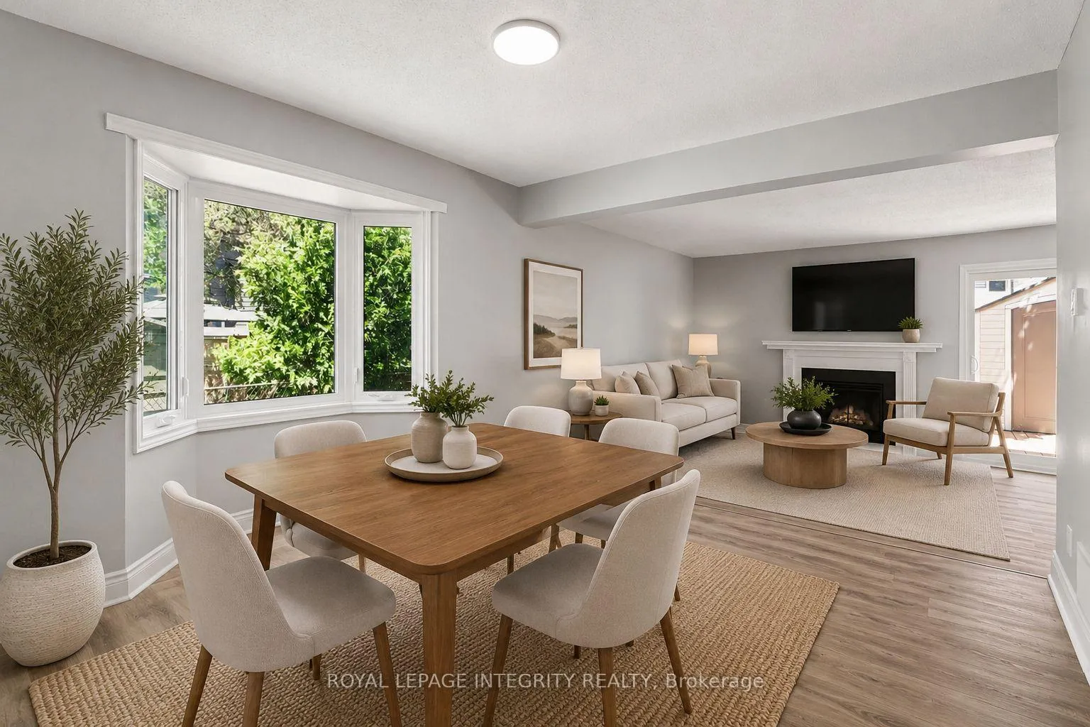 Photo 3 of 1511 Thurlow Street, Ottawa, Fallingbrook/Ridgemount — HOMEH