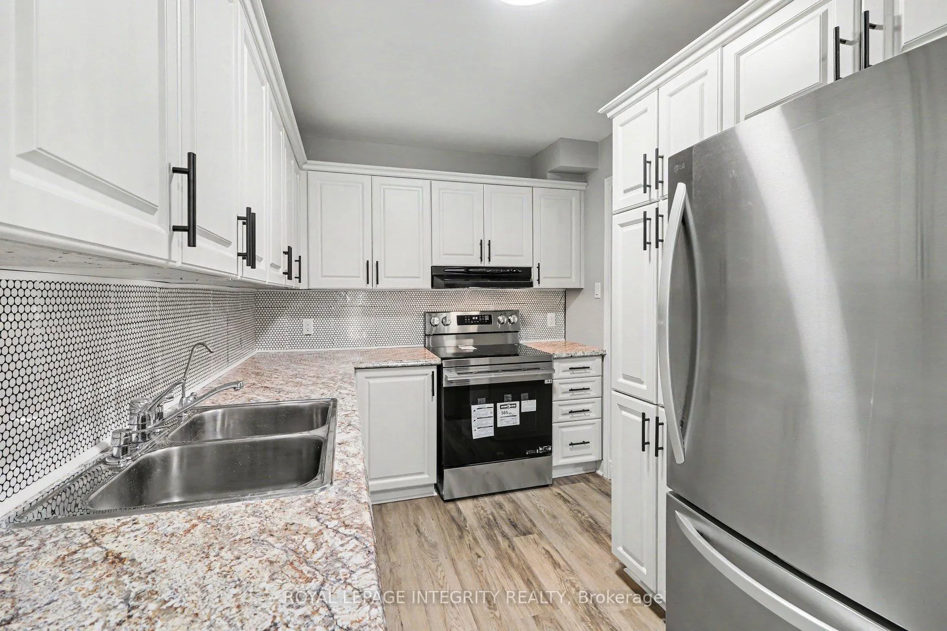 Photo 12 of 1511 Thurlow Street, Ottawa, Fallingbrook/Ridgemount — HOMEH