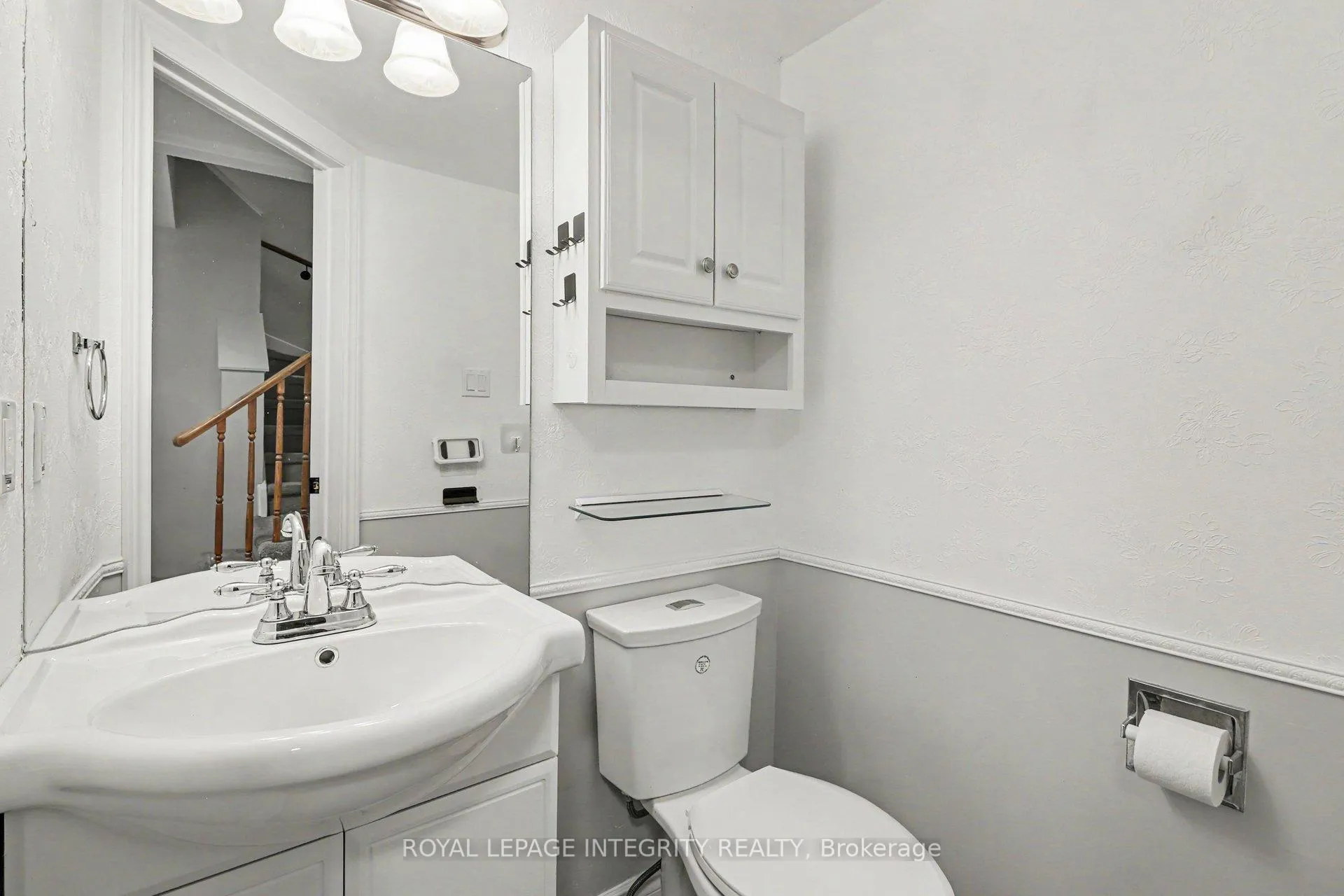 Photo 16 of 1511 Thurlow Street, Ottawa, Fallingbrook/Ridgemount — HOMEH