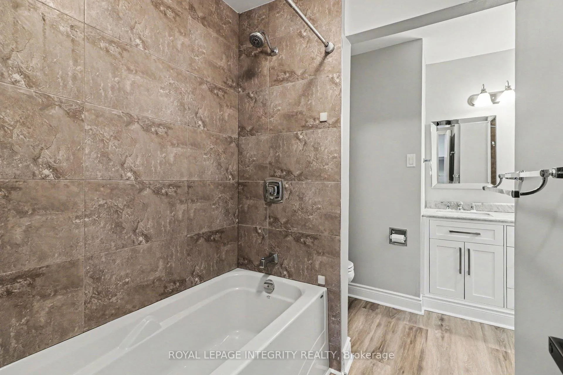 Photo 21 of 1511 Thurlow Street, Ottawa, Fallingbrook/Ridgemount — HOMEH