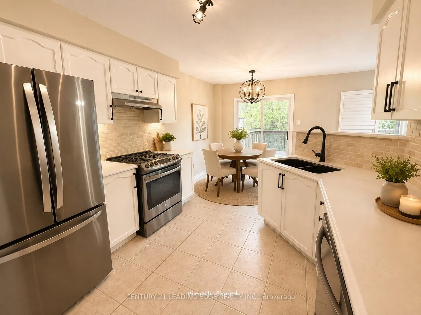 Photo 5 of 10 Crough Street, Clarington, Bowmanville — HOMEH