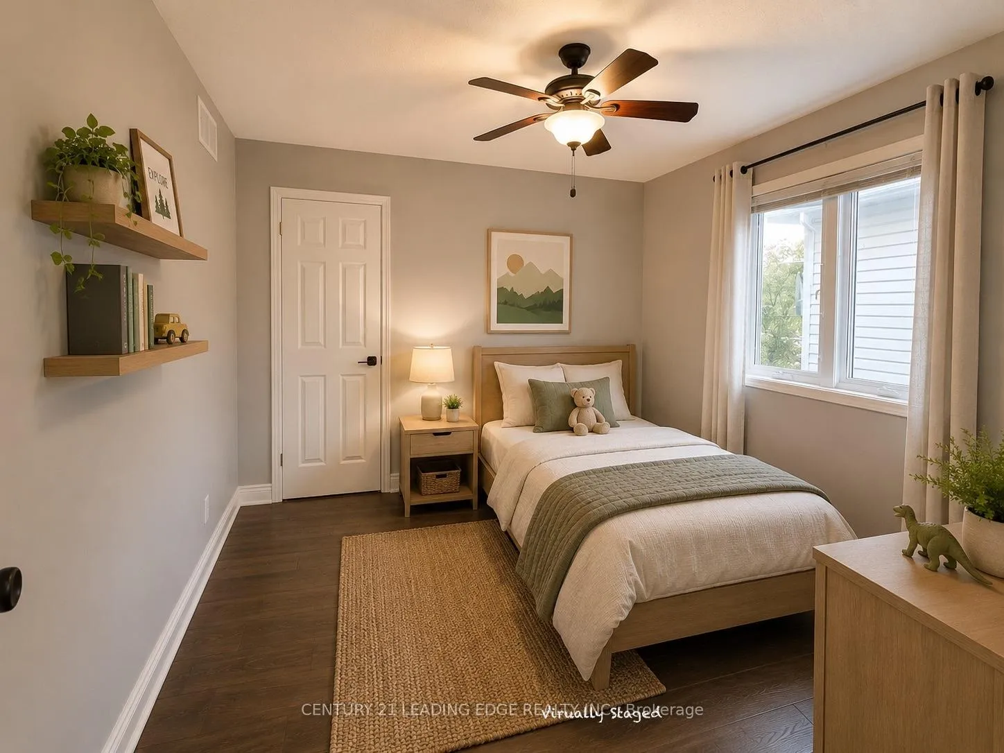Photo 14 of 10 Crough Street, Clarington, Bowmanville — HOMEH