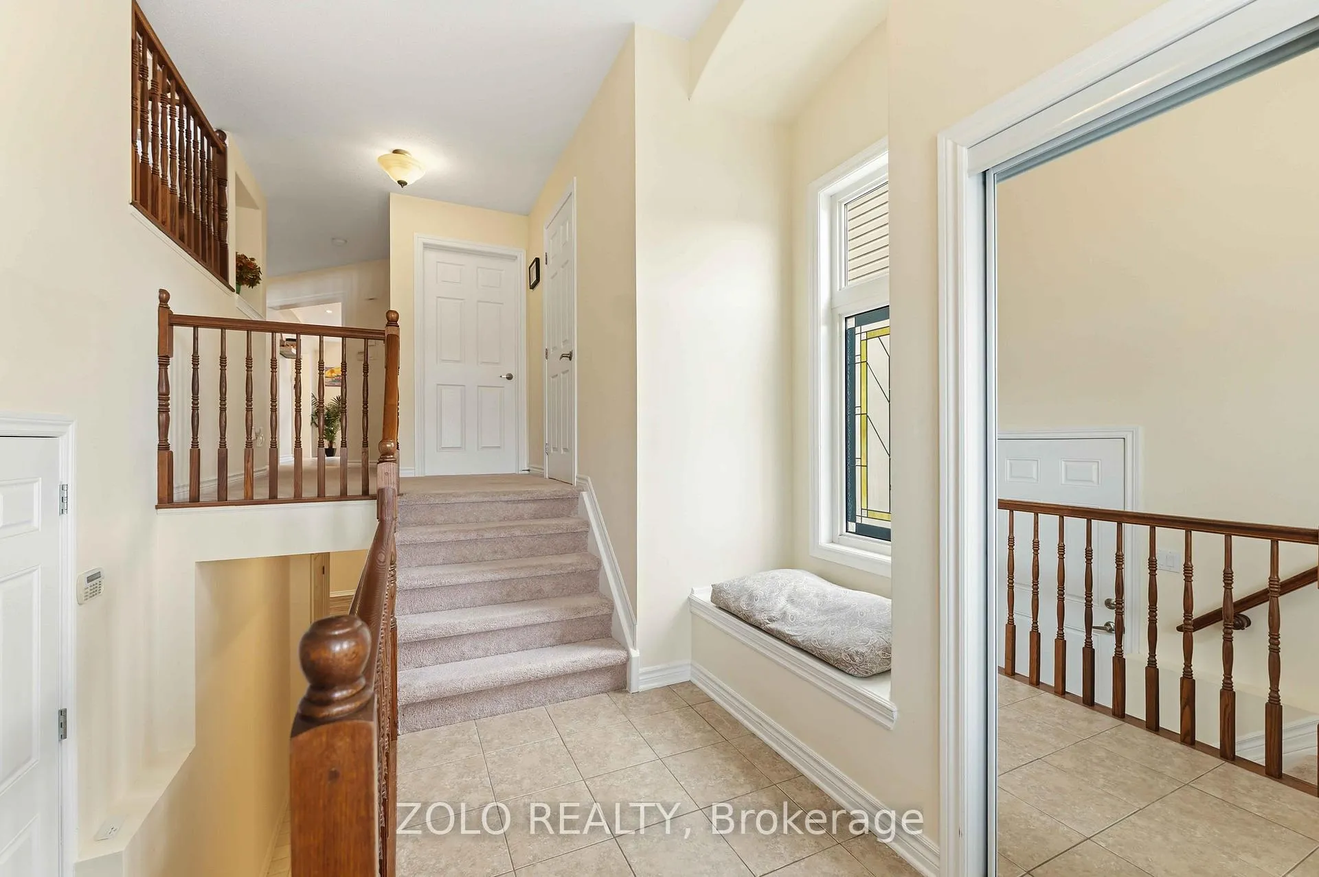 Photo 2 of 3566 Cambrian Road, Ottawa, Barrhaven - Half Moon Bay — HOMEH