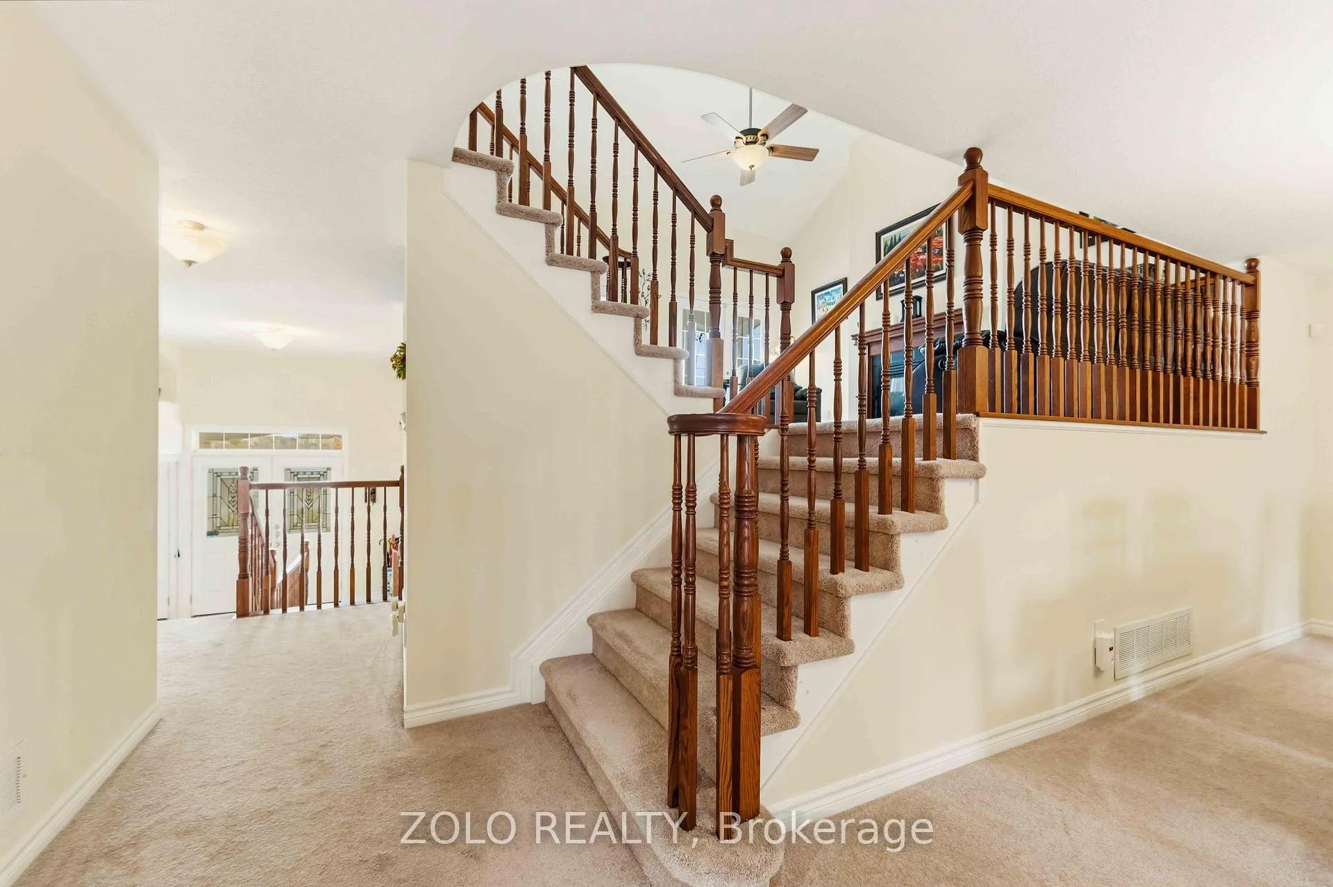Photo 3 of 3566 Cambrian Road, Ottawa, Barrhaven - Half Moon Bay — HOMEH