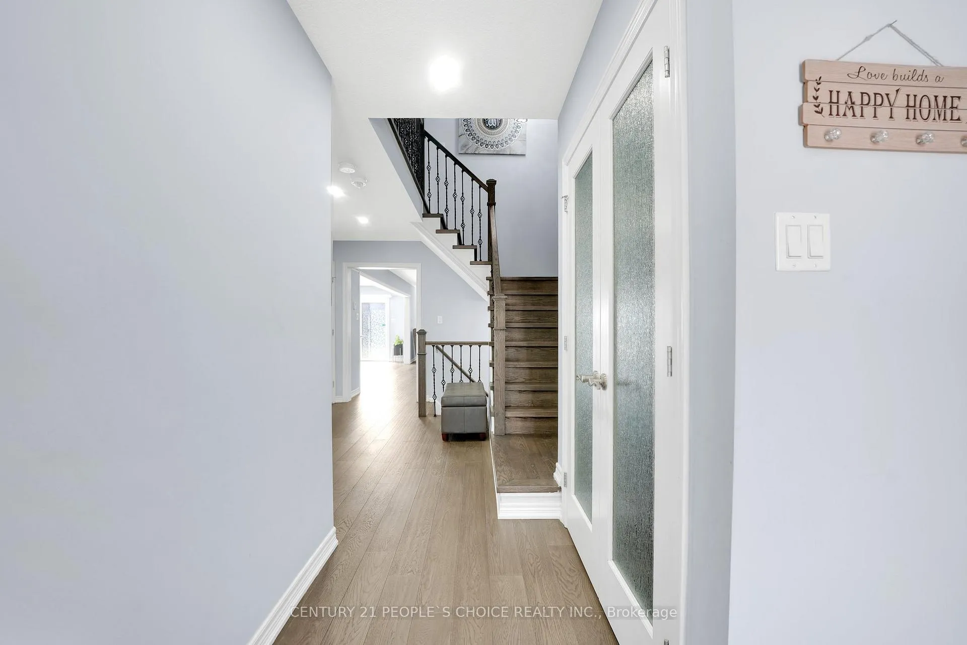 Photo 5 of 286 Macalister Boulevard, Guelph, Kortright East — HOMEH