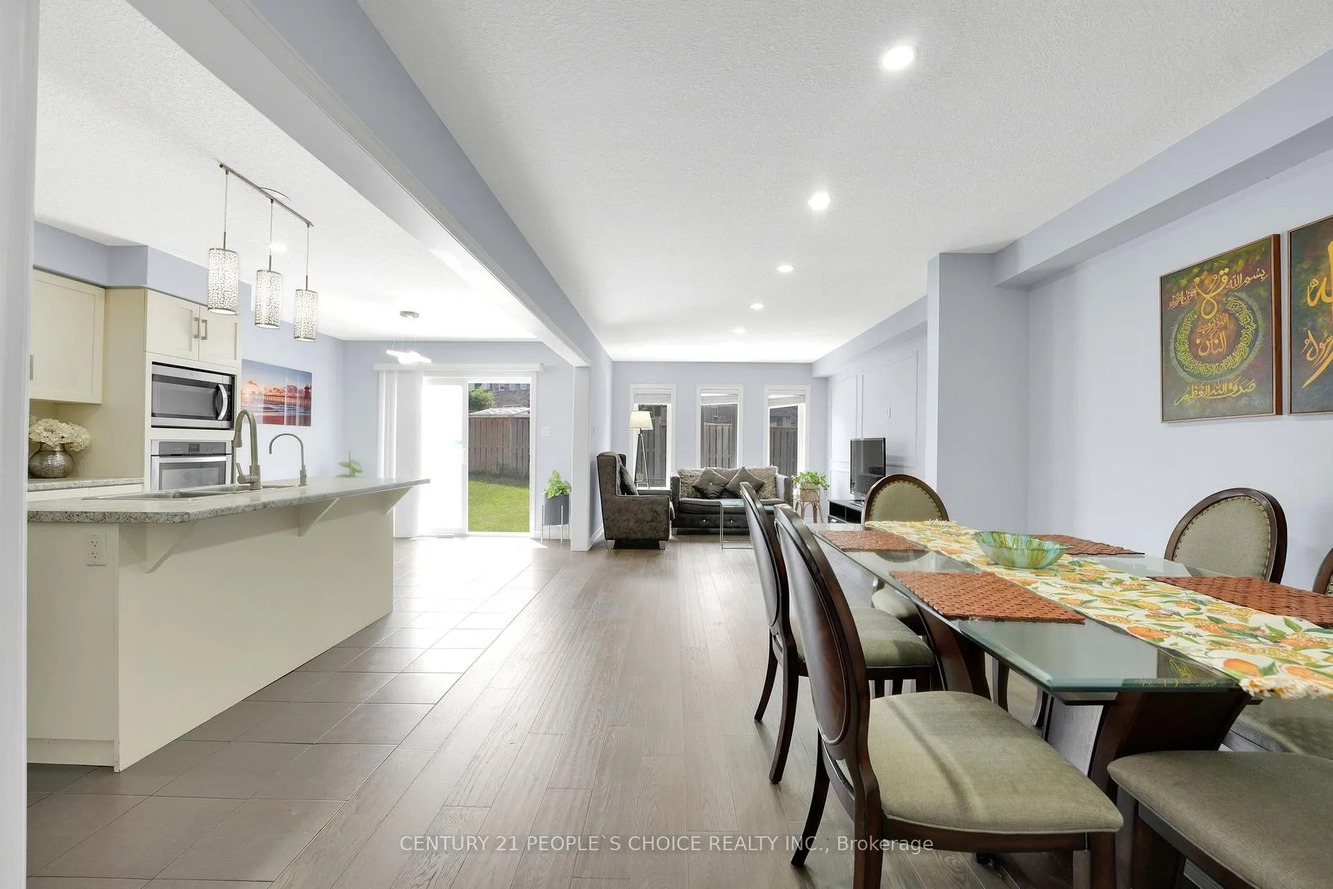 Photo 9 of 286 Macalister Boulevard, Guelph, Kortright East — HOMEH