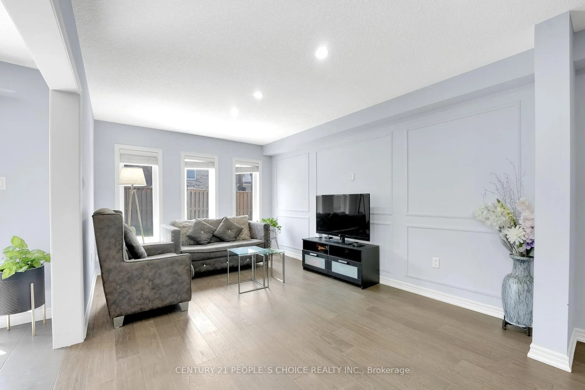 Photo 44 of 286 Macalister Boulevard, Guelph, Kortright East — HOMEH