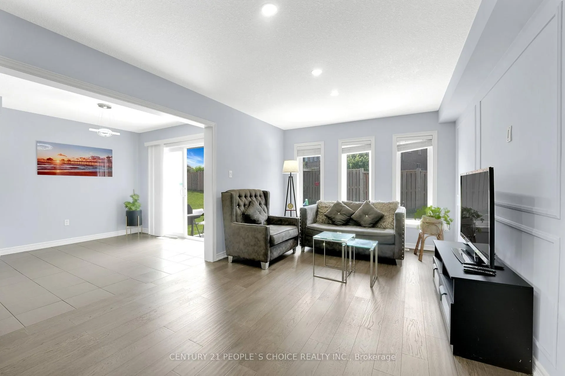 Photo 12 of 286 Macalister Boulevard, Guelph, Kortright East — HOMEH