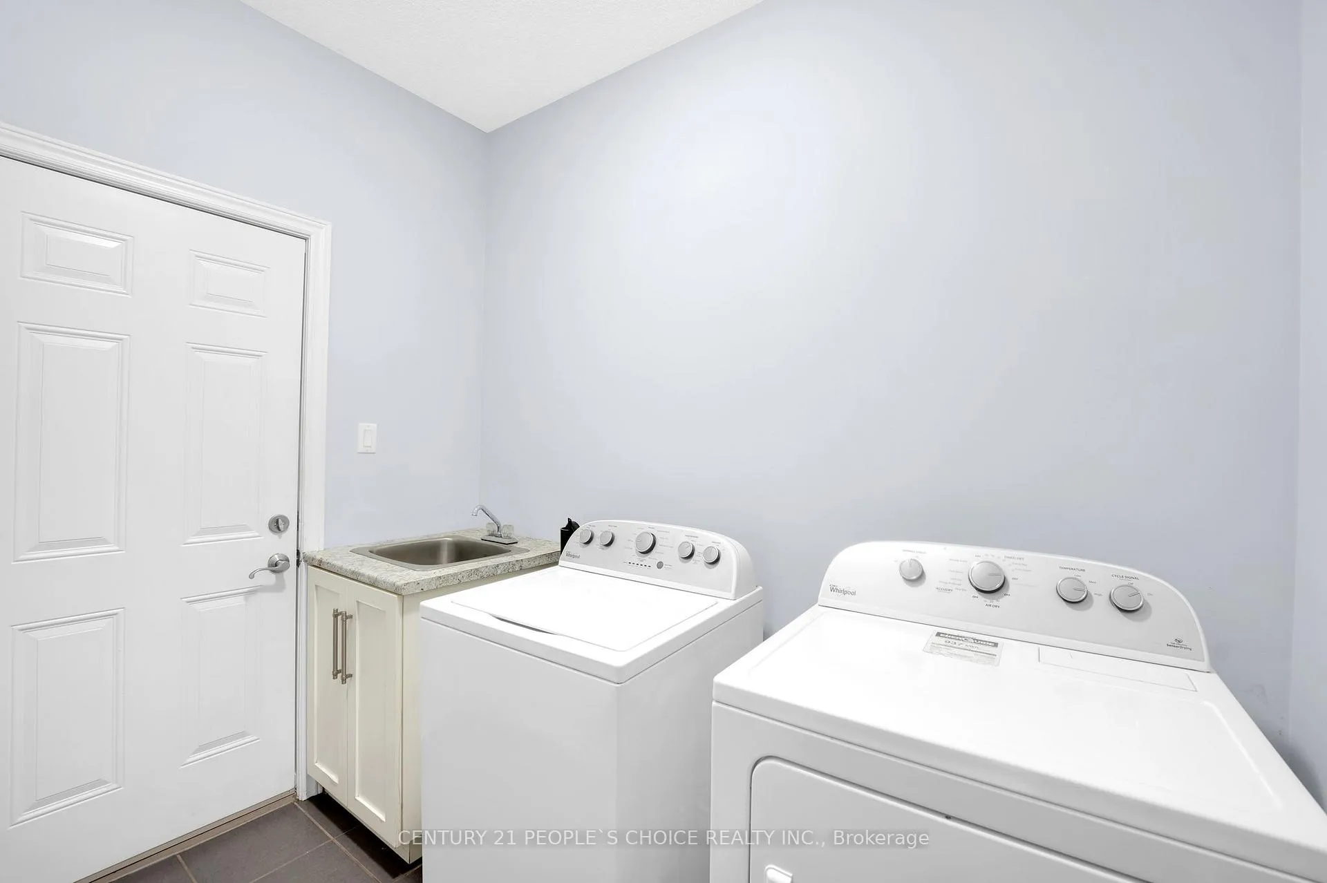 Photo 32 of 286 Macalister Boulevard, Guelph, Kortright East — HOMEH