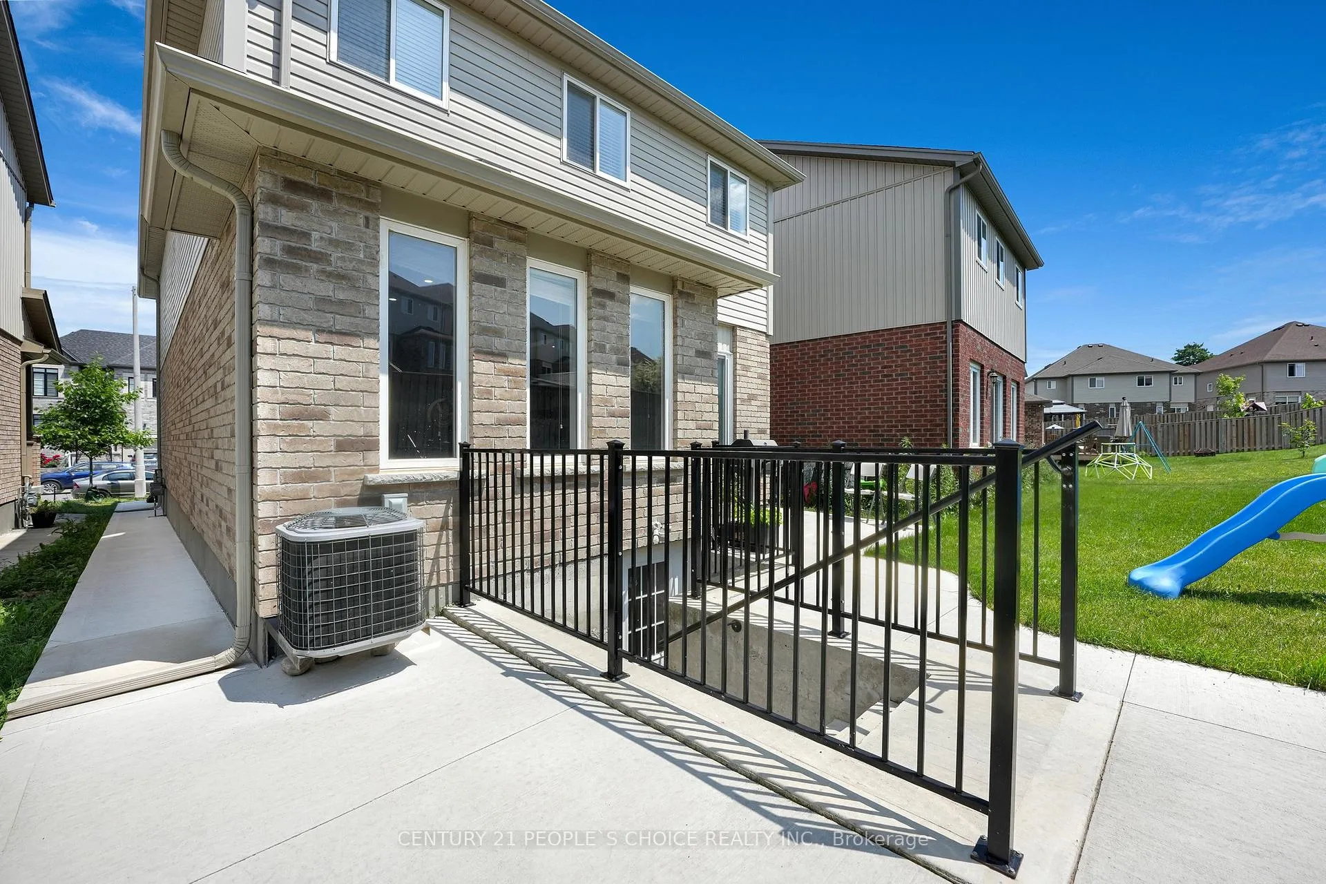 Photo 37 of 286 Macalister Boulevard, Guelph, Kortright East — HOMEH