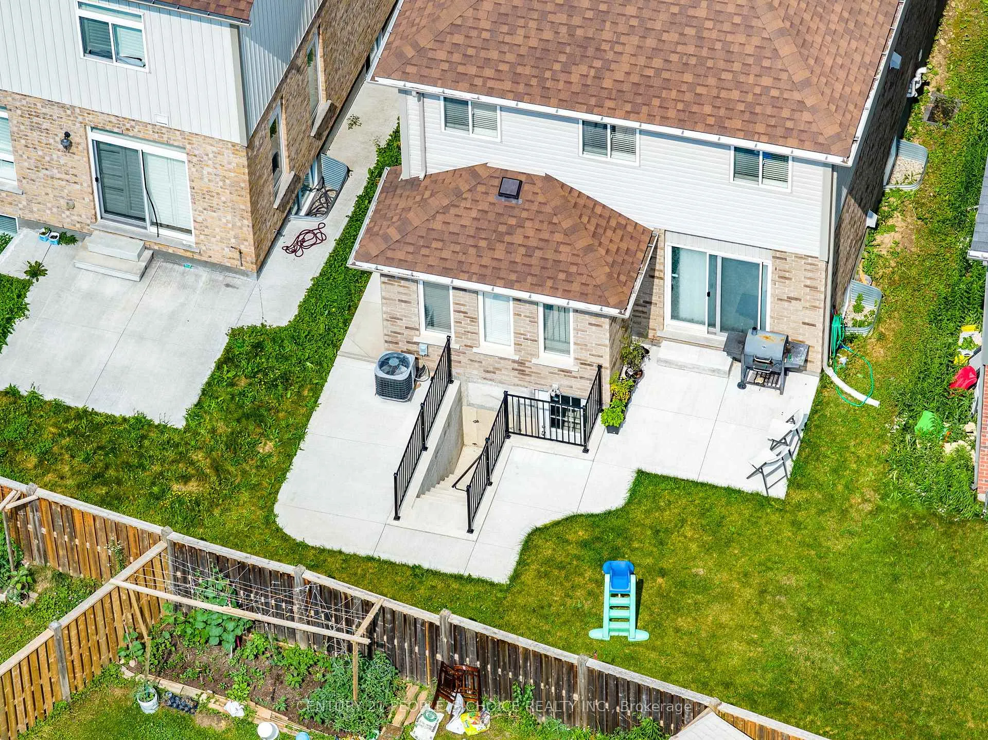 Photo 41 of 286 Macalister Boulevard, Guelph, Kortright East — HOMEH