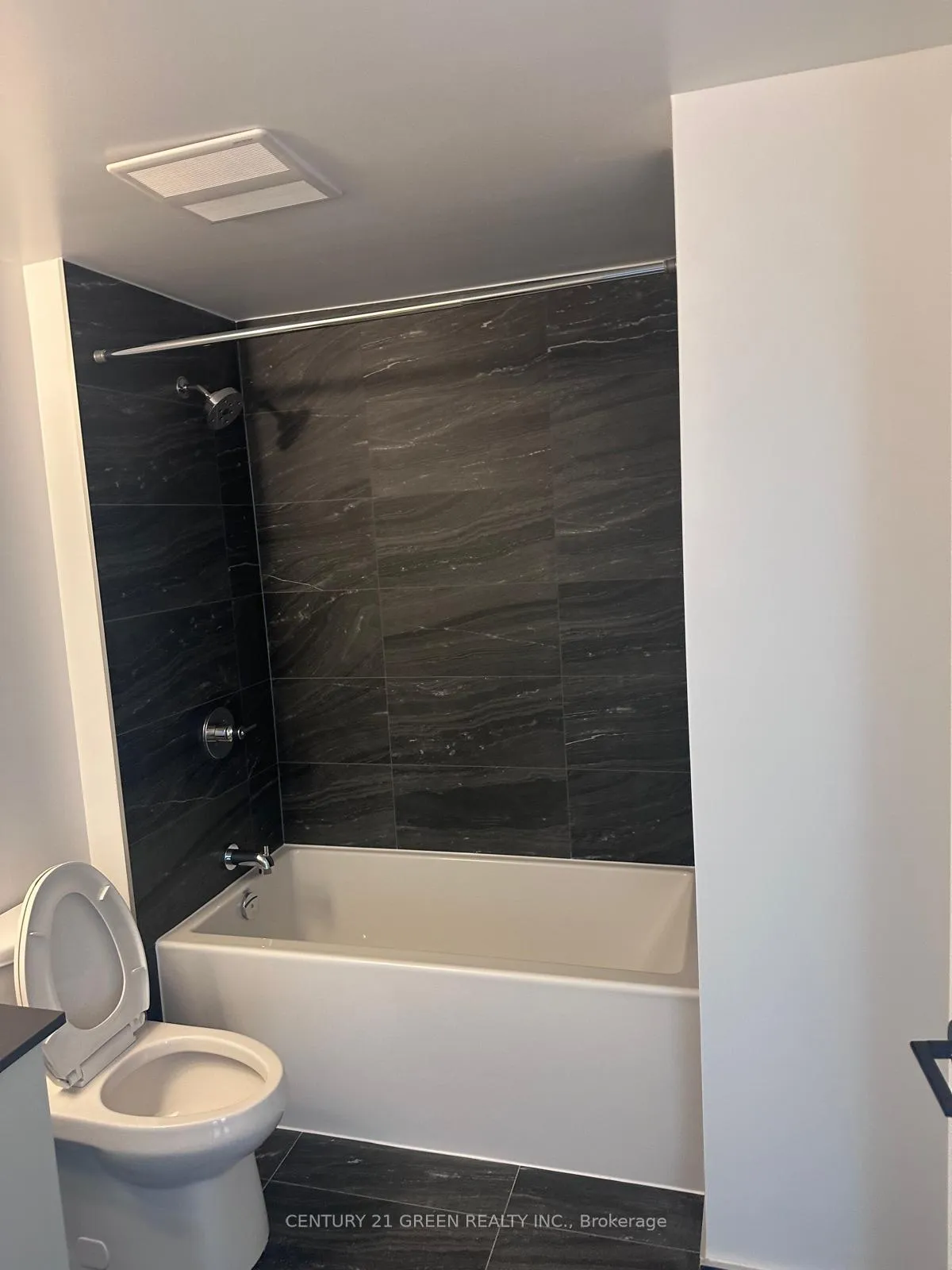 Photo 8 of Unit 1305, 2075 Lakeshore Road, Burlington, Brant — HOMEH