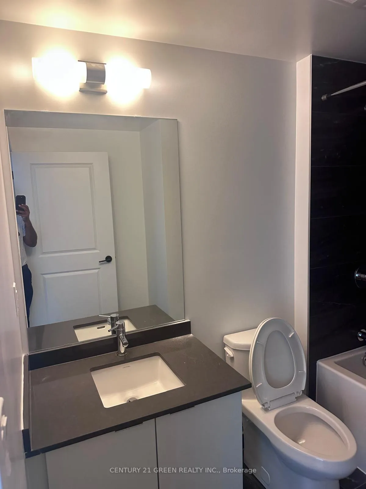 Photo 9 of Unit 1305, 2075 Lakeshore Road, Burlington, Brant — HOMEH