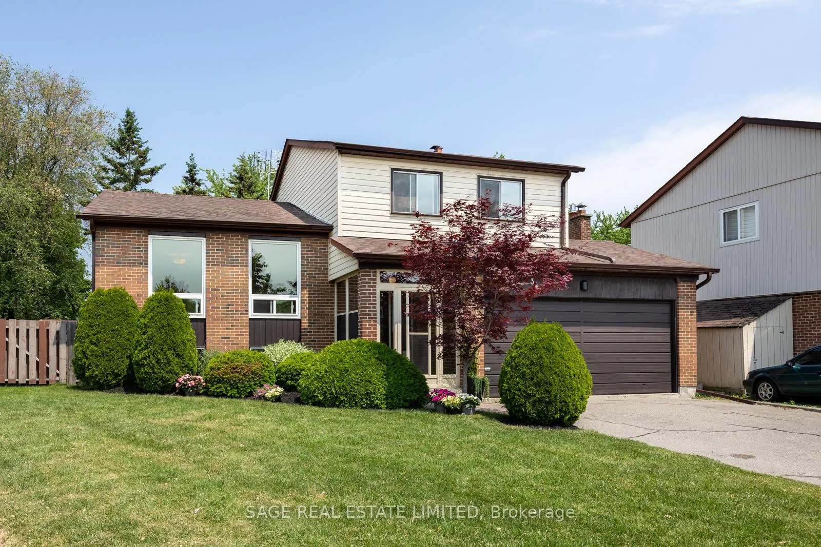 Photo 1 of 34 Carter Crescent, Whitby, Lynde Creek — HOMEH