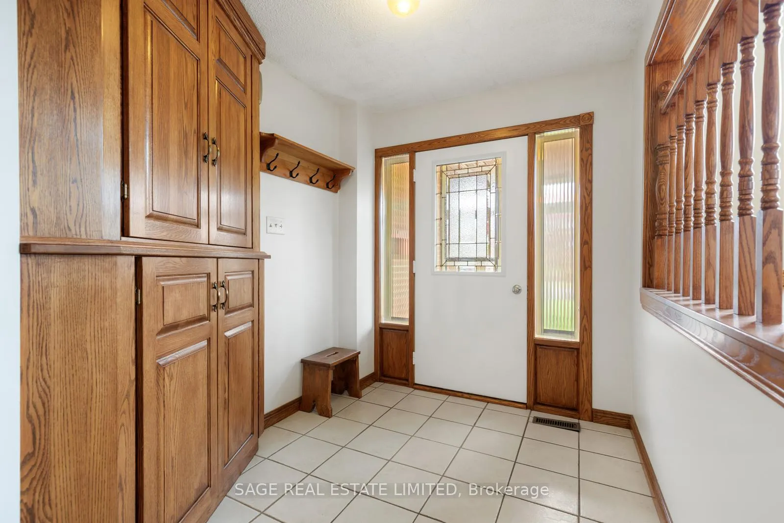 Photo 5 of 34 Carter Crescent, Whitby, Lynde Creek — HOMEH