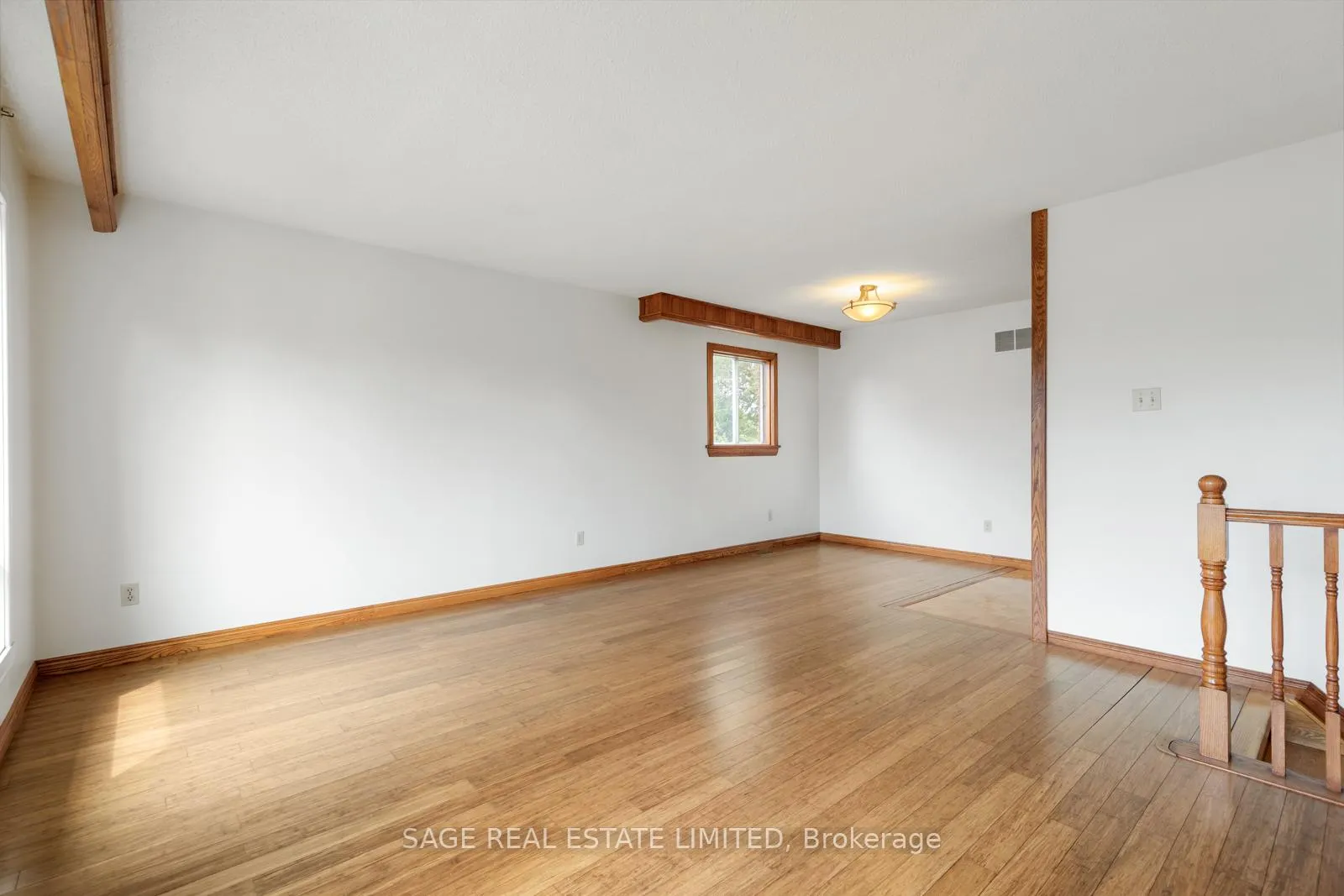 Photo 9 of 34 Carter Crescent, Whitby, Lynde Creek — HOMEH