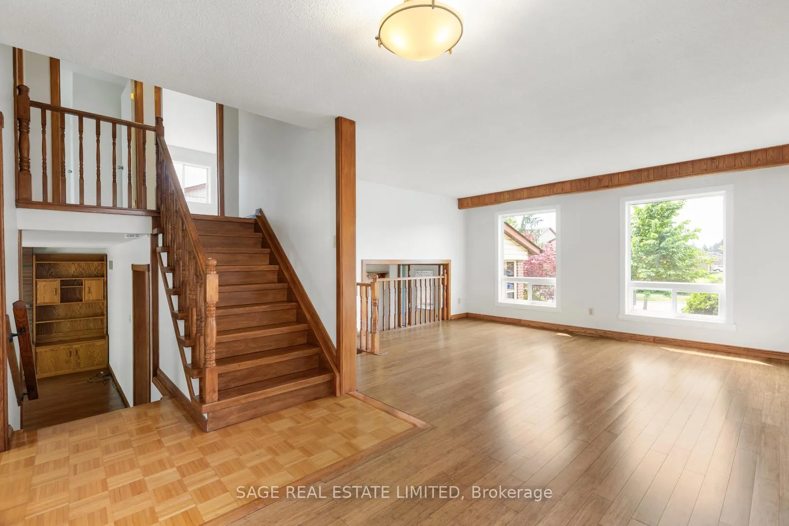 Photo 11 of 34 Carter Crescent, Whitby, Lynde Creek — HOMEH