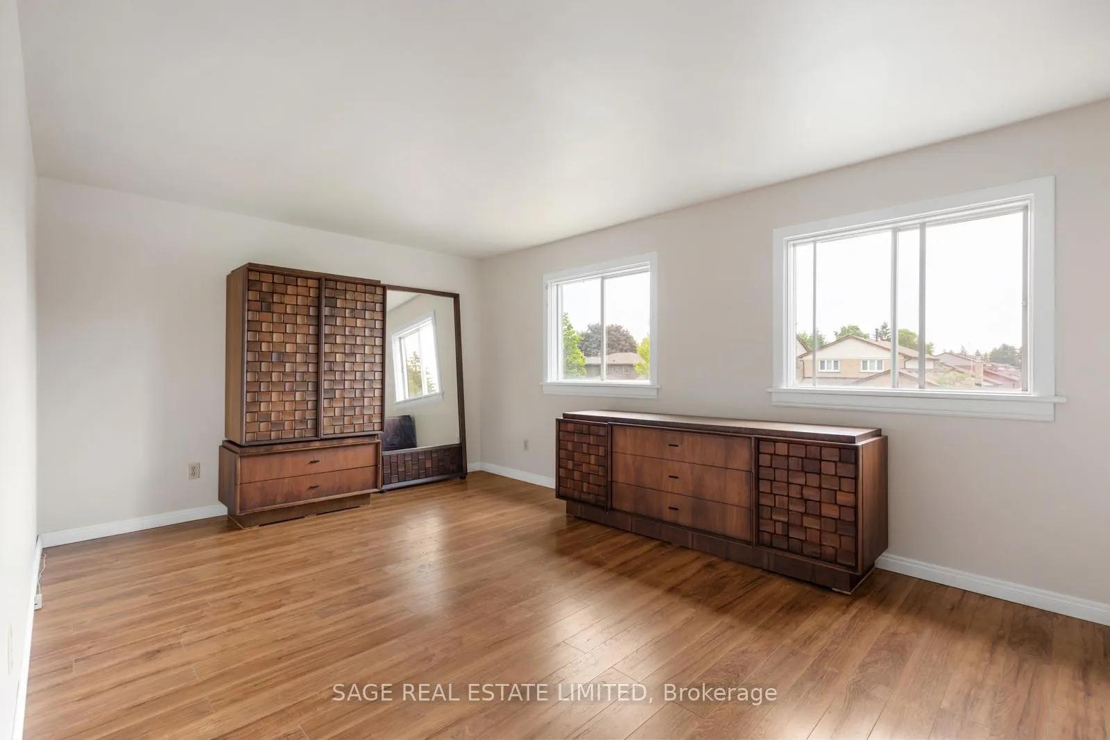 Photo 20 of 34 Carter Crescent, Whitby, Lynde Creek — HOMEH