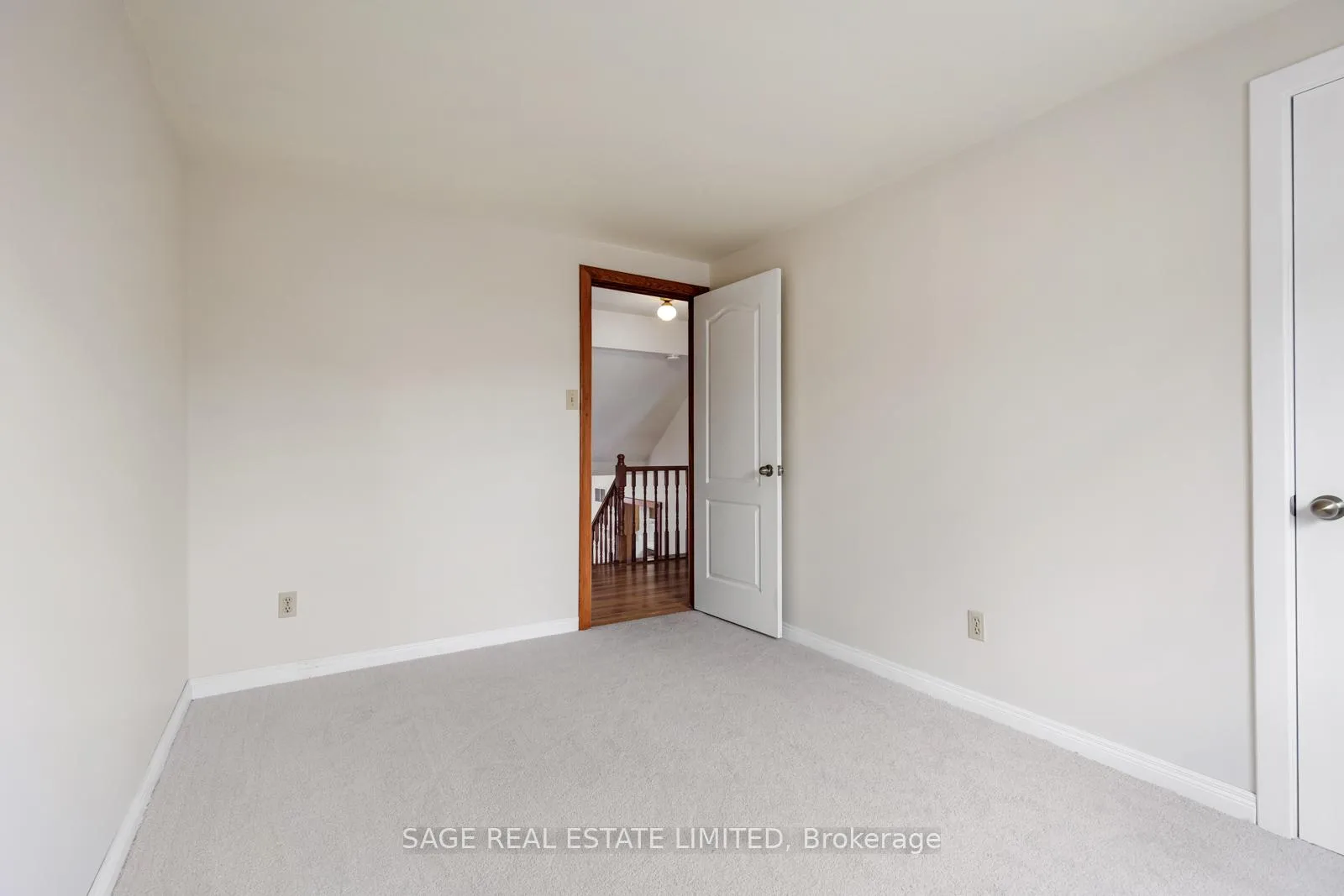 Photo 23 of 34 Carter Crescent, Whitby, Lynde Creek — HOMEH