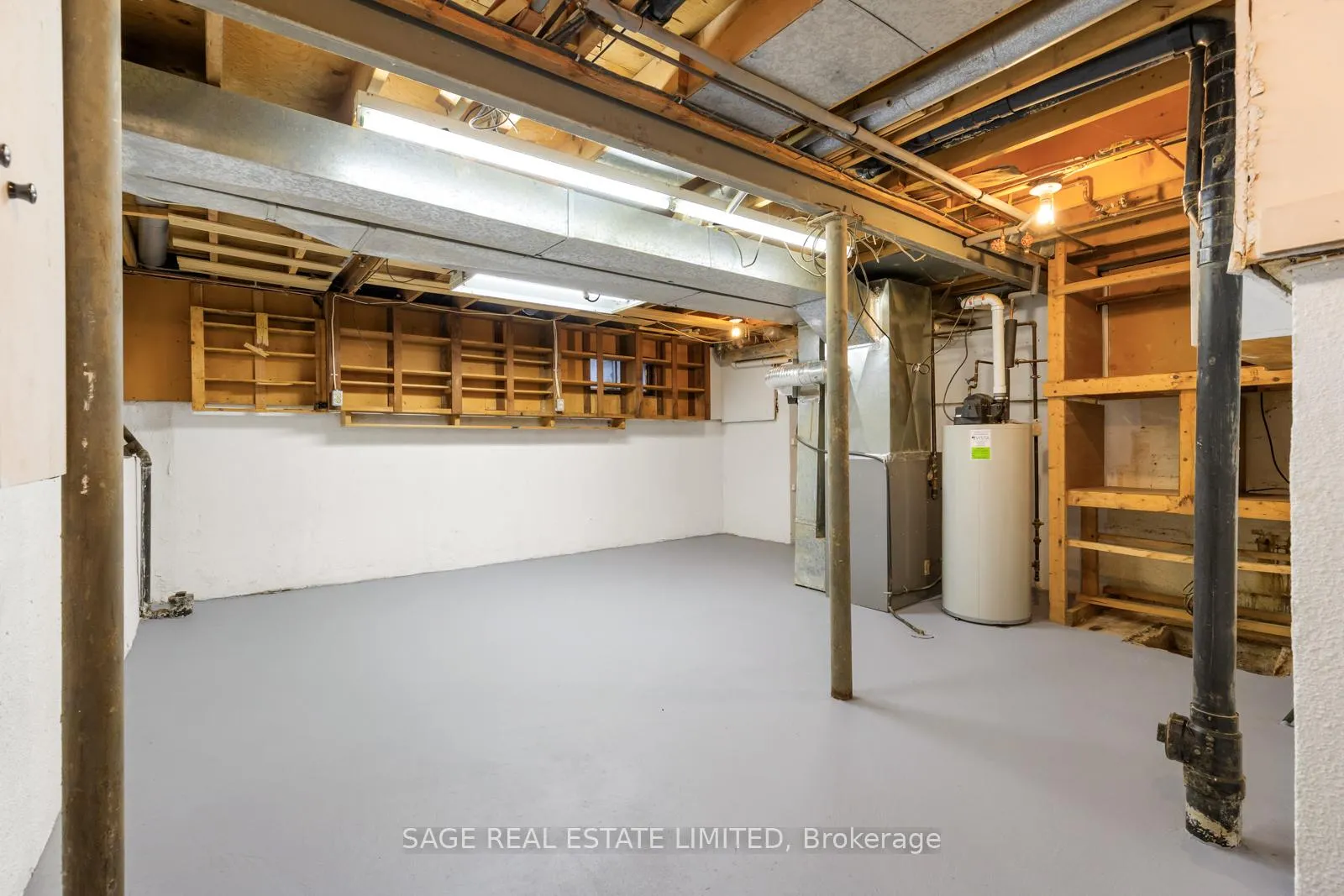 Photo 30 of 34 Carter Crescent, Whitby, Lynde Creek — HOMEH
