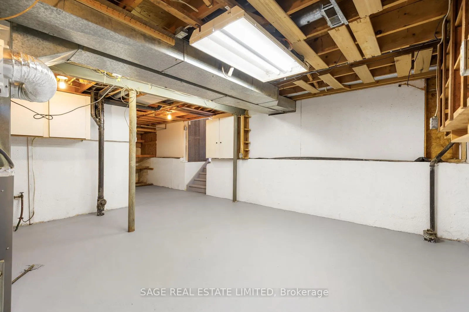 Photo 31 of 34 Carter Crescent, Whitby, Lynde Creek — HOMEH