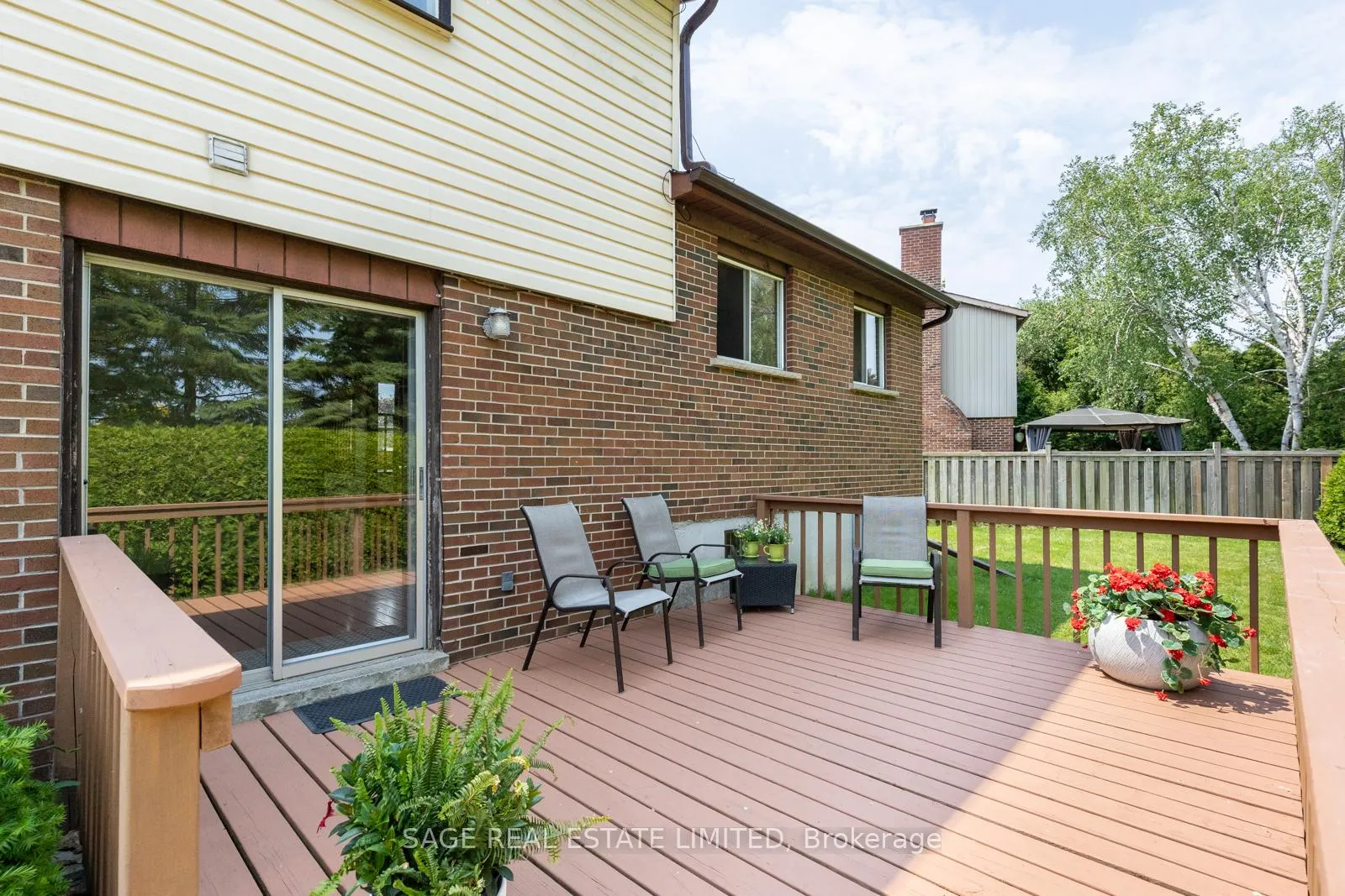 Photo 33 of 34 Carter Crescent, Whitby, Lynde Creek — HOMEH