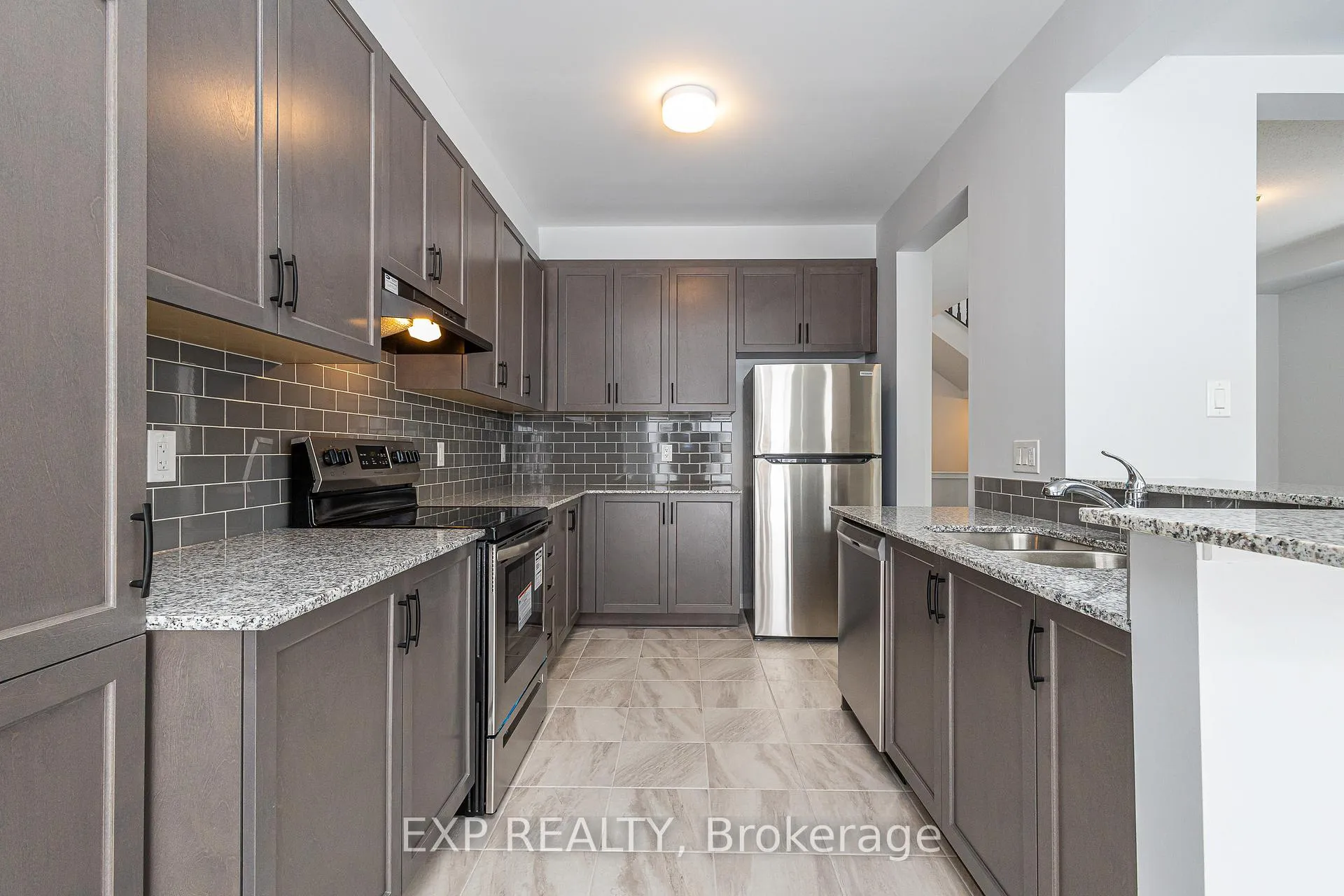 Photo 12 of 210 Ormiston Crescent, Ottawa, Barrhaven - Stonebridge — HOMEH