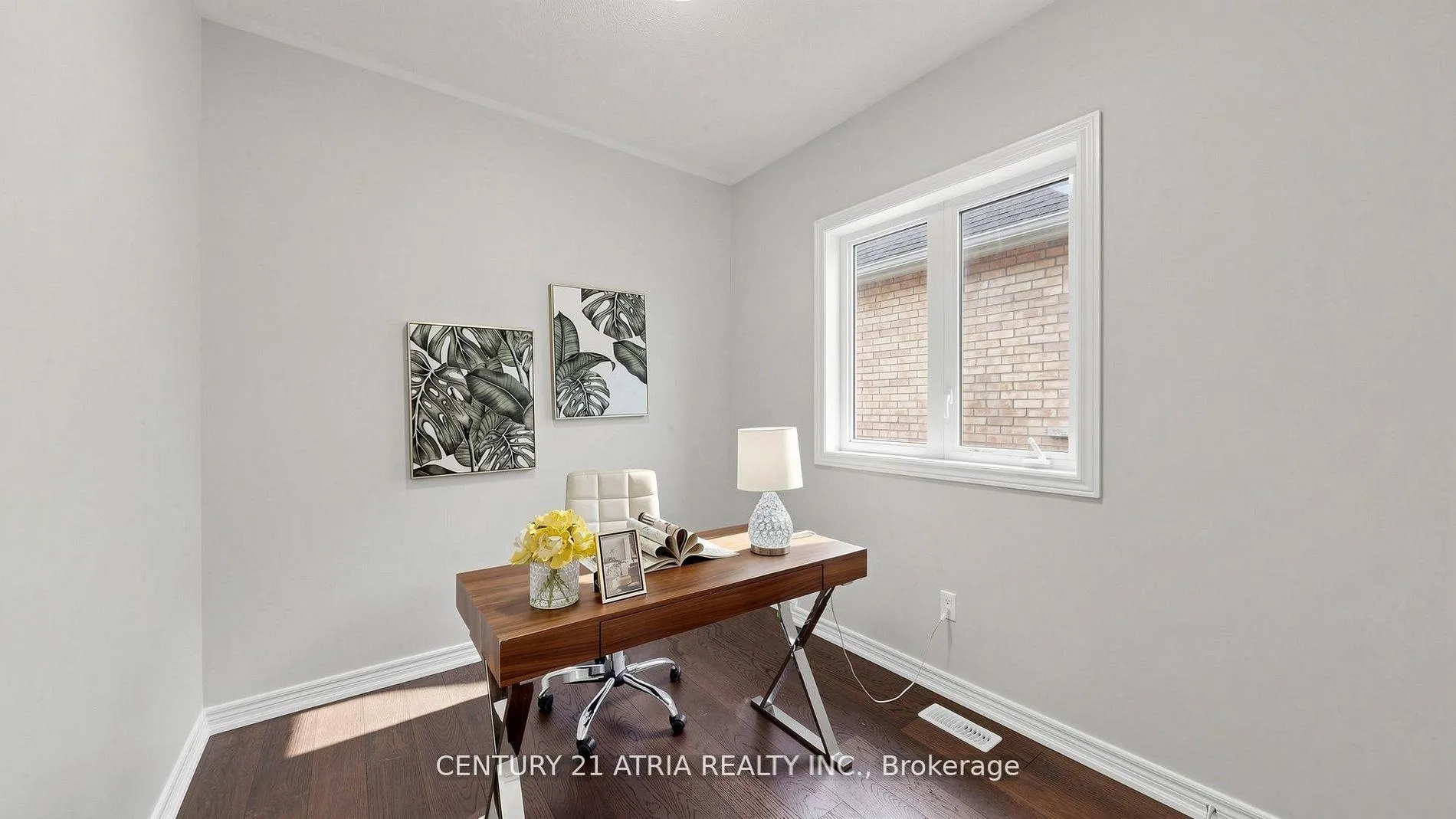 Photo 26 of 37 Capreol Avenue, Aurora, Rural Aurora — HOMEH