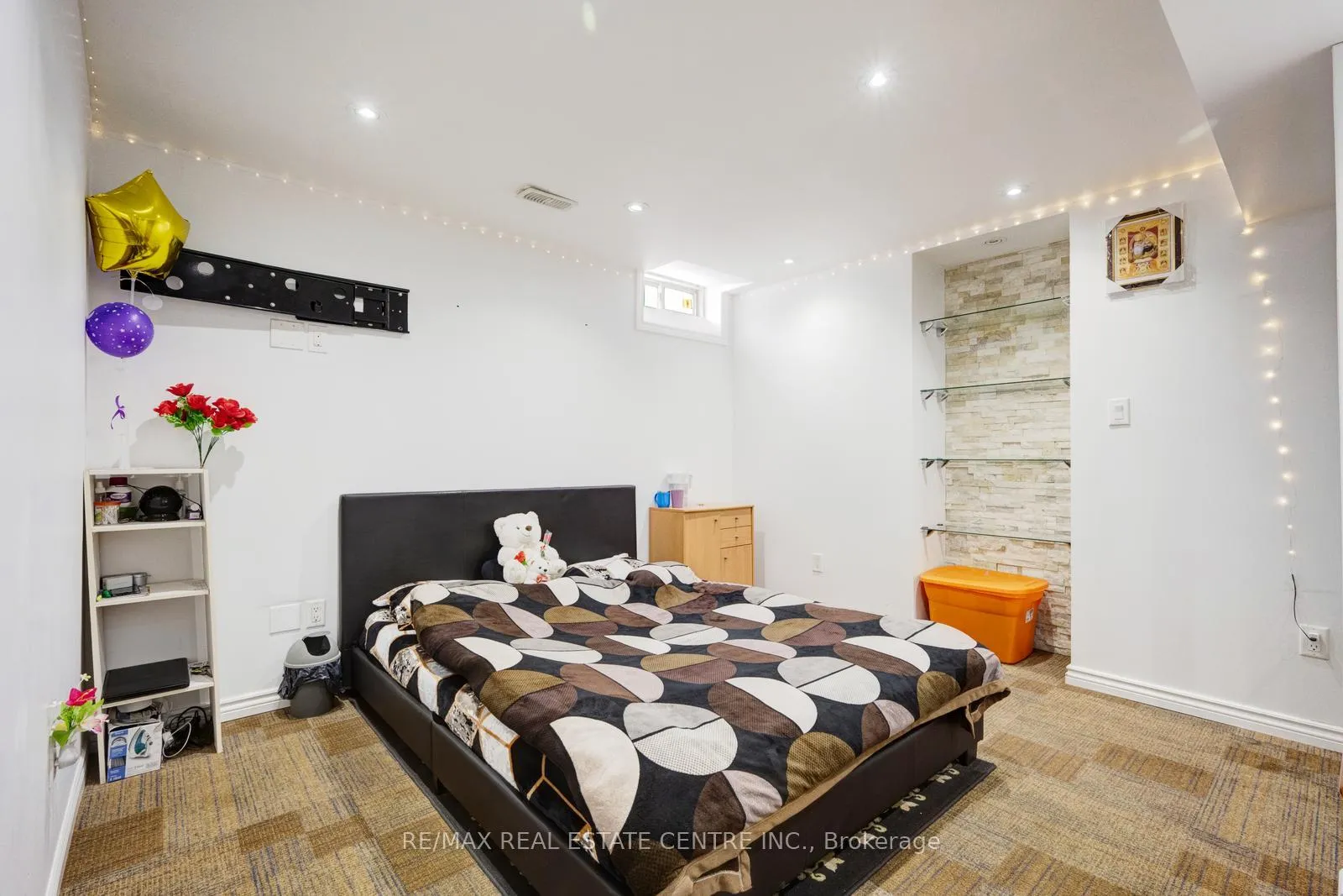 Photo 45 of 19 Mediterranean Crescent, Brampton, Bram West — HOMEH