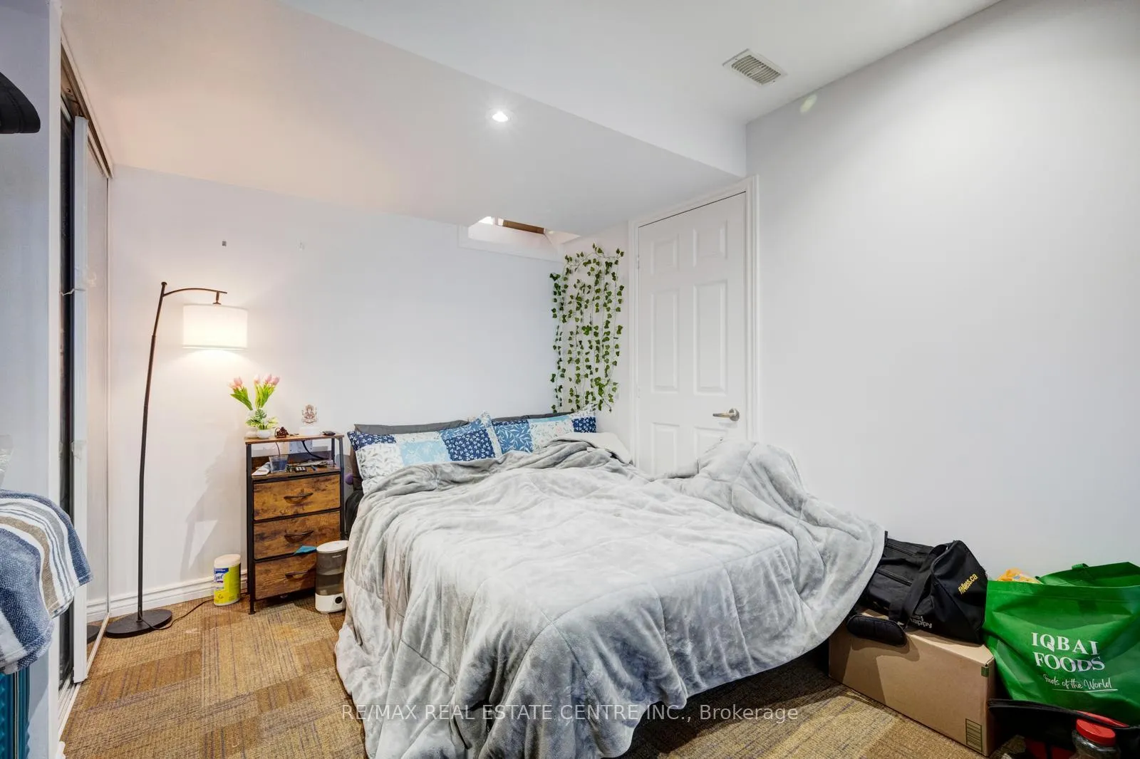 Photo 46 of 19 Mediterranean Crescent, Brampton, Bram West — HOMEH