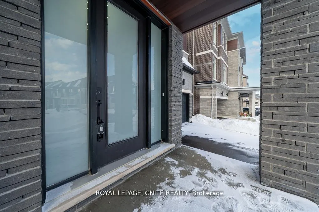 Photo 3 of 1160 Skyridge Boulevard, Pickering, Rural Pickering — HOMEH