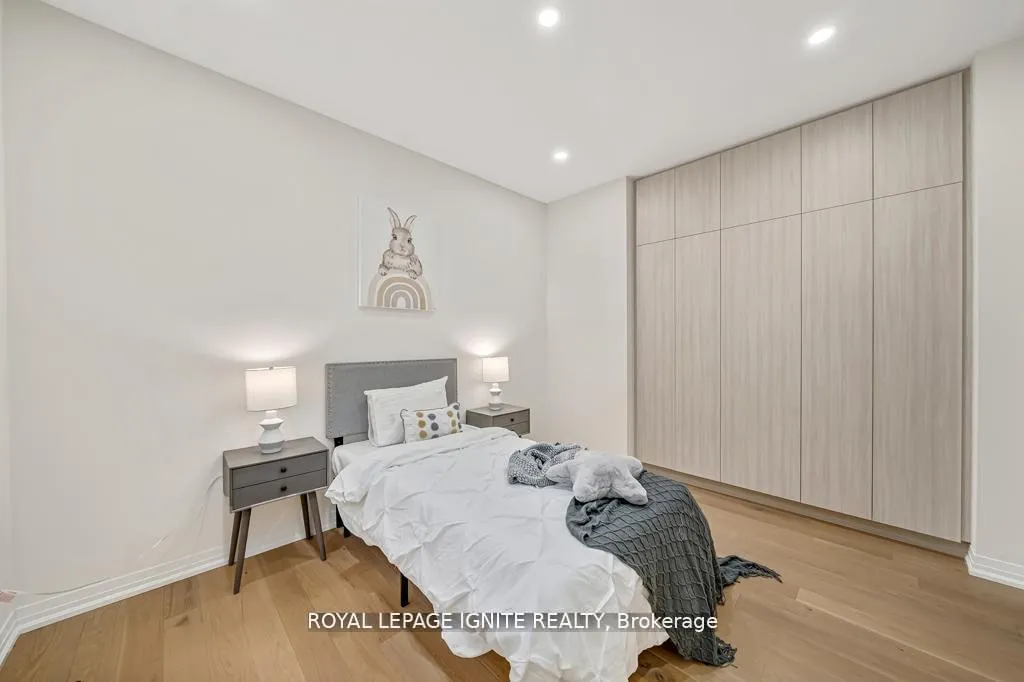 Photo 32 of 1160 Skyridge Boulevard, Pickering, Rural Pickering — HOMEH