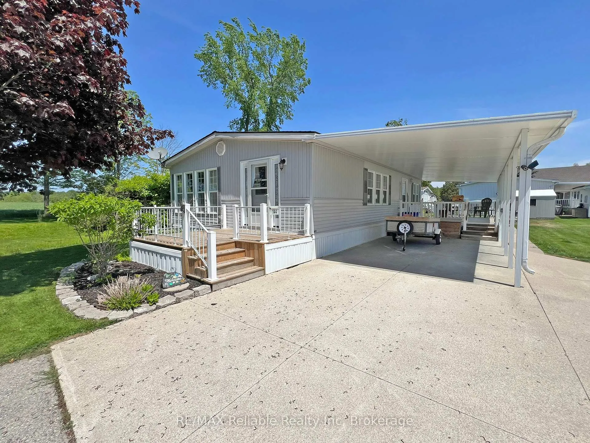 Photo 2 of 144 Sandbagger Crescent, Central Huron, Clinton — HOMEH