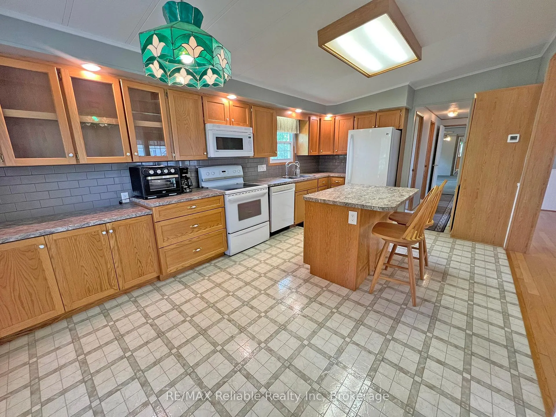 Photo 12 of 144 Sandbagger Crescent, Central Huron, Clinton — HOMEH