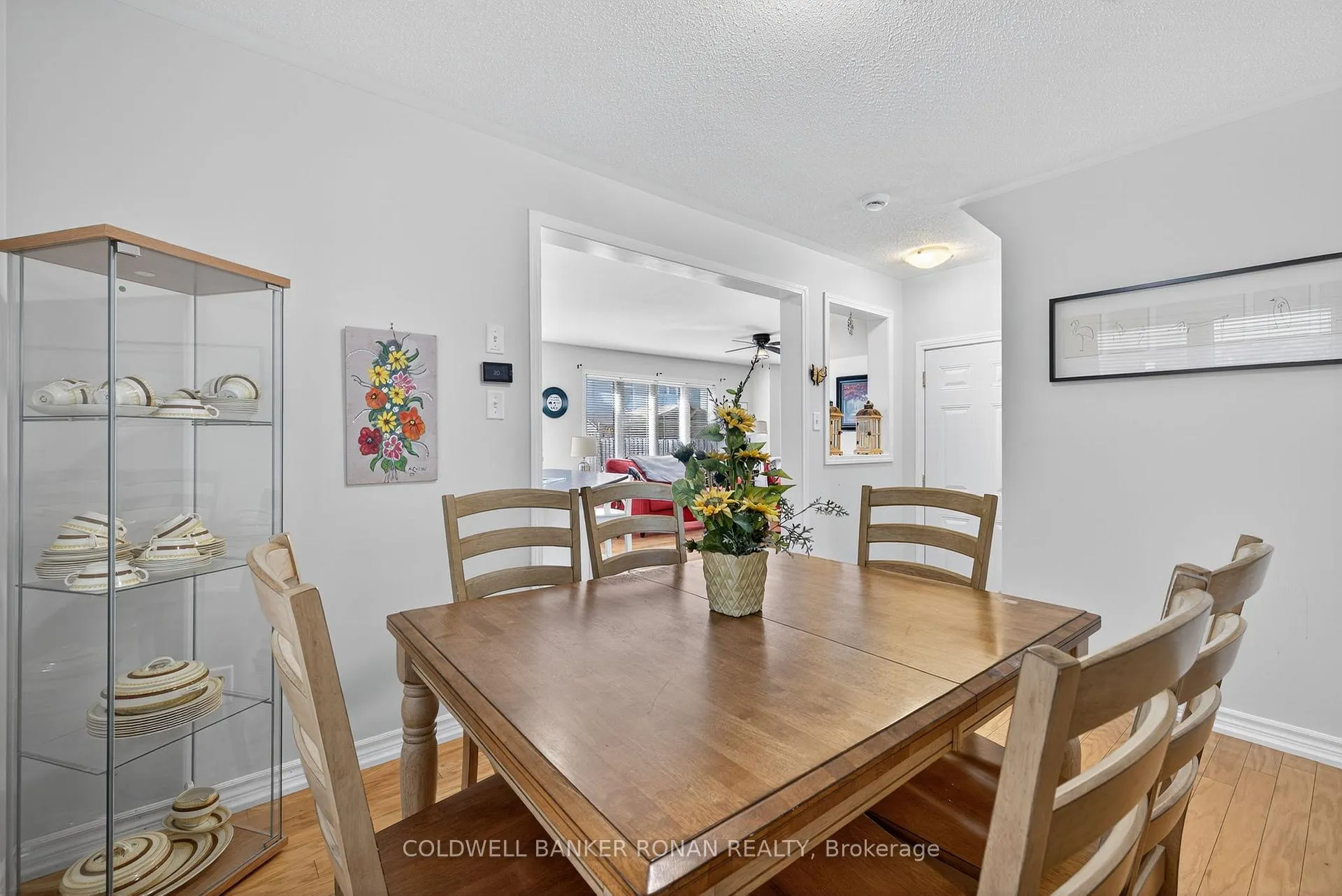 Photo 9 of 22 Callander Crescent, New Tecumseth, Alliston — HOMEH