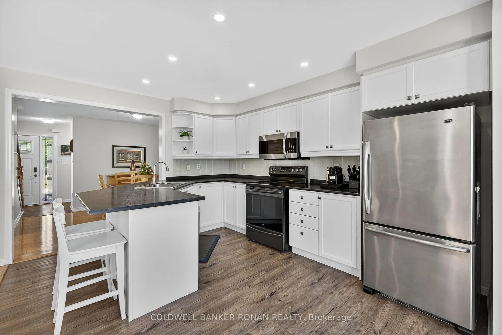 Photo 13 of 22 Callander Crescent, New Tecumseth, Alliston — HOMEH