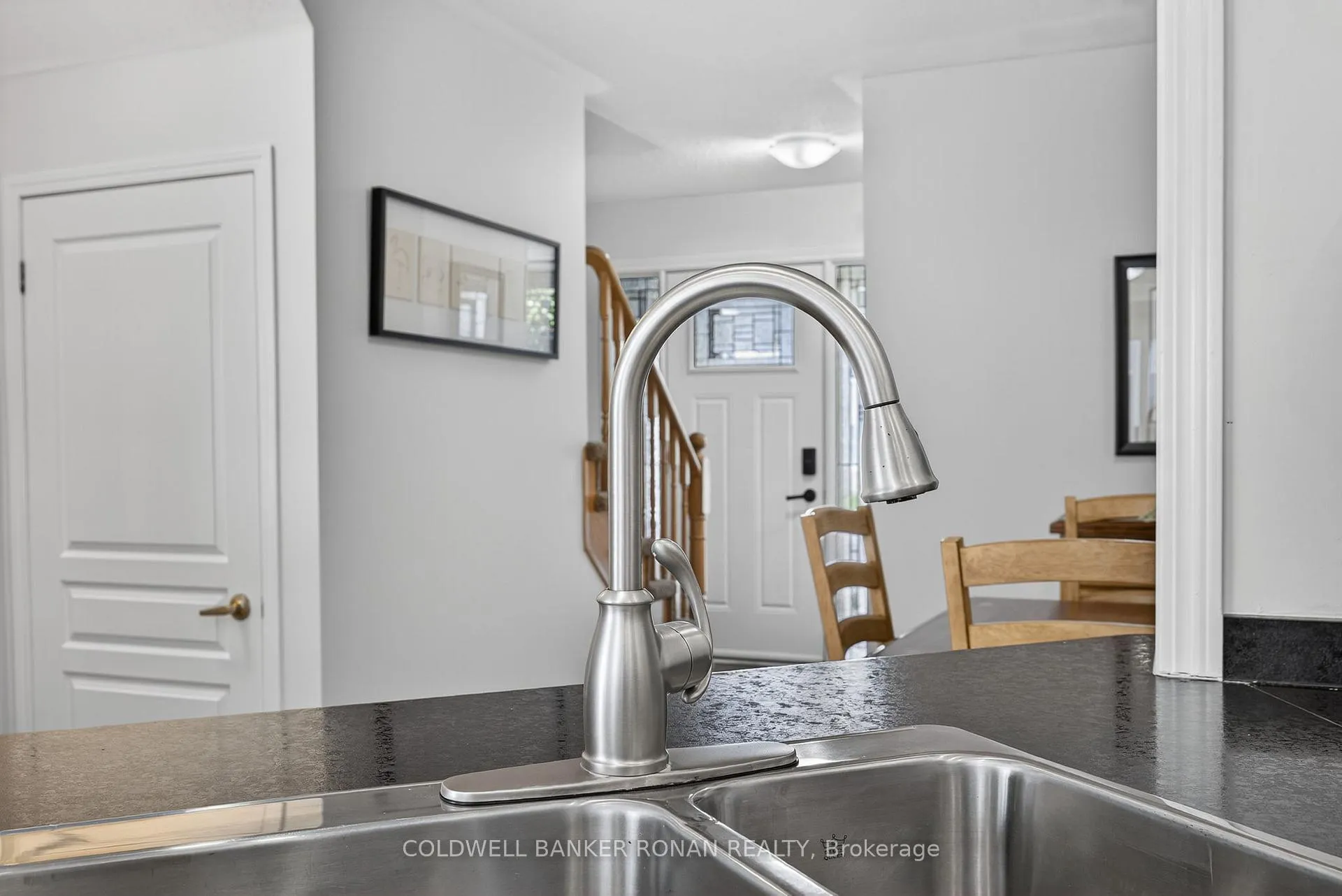 Photo 19 of 22 Callander Crescent, New Tecumseth, Alliston — HOMEH