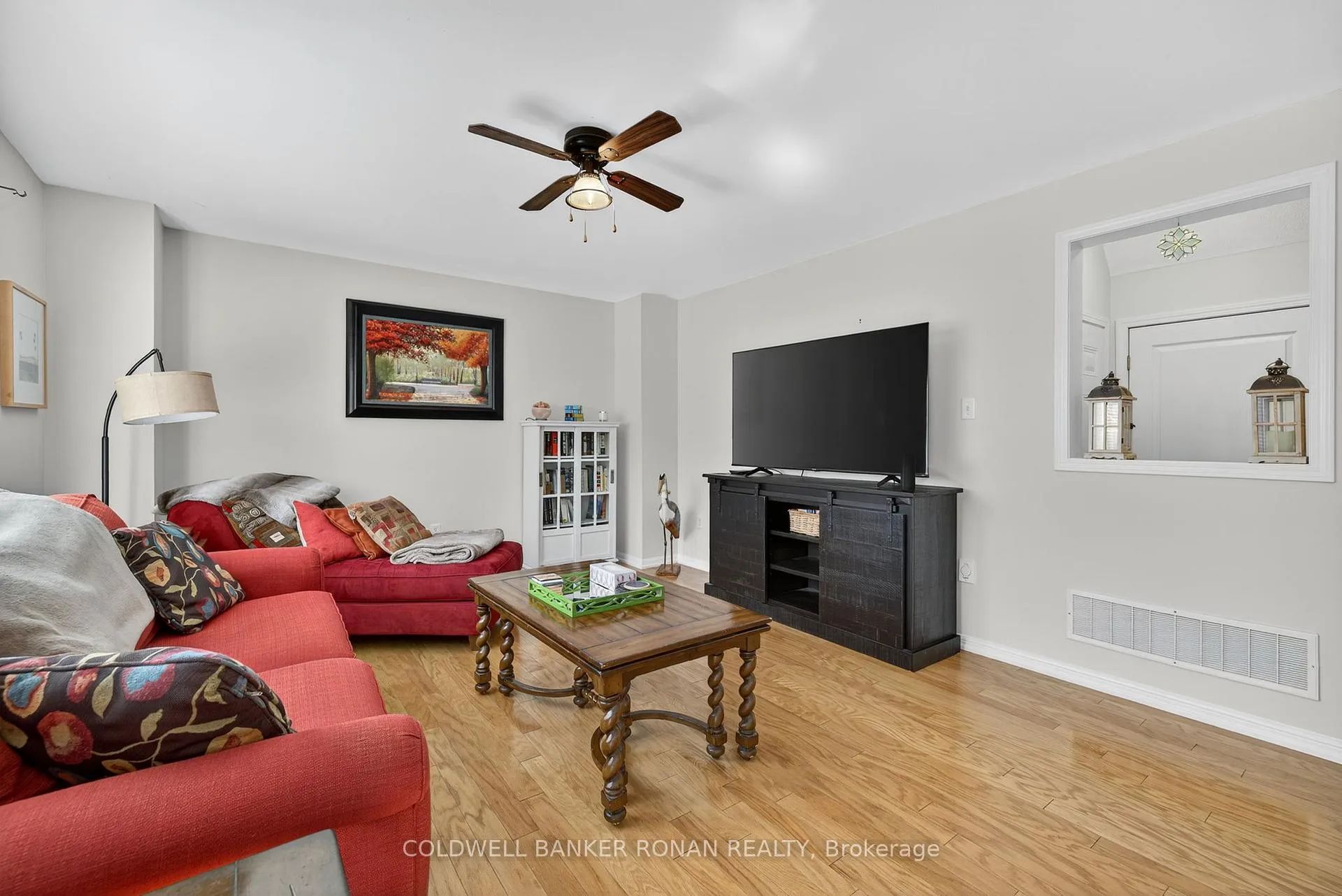 Photo 21 of 22 Callander Crescent, New Tecumseth, Alliston — HOMEH